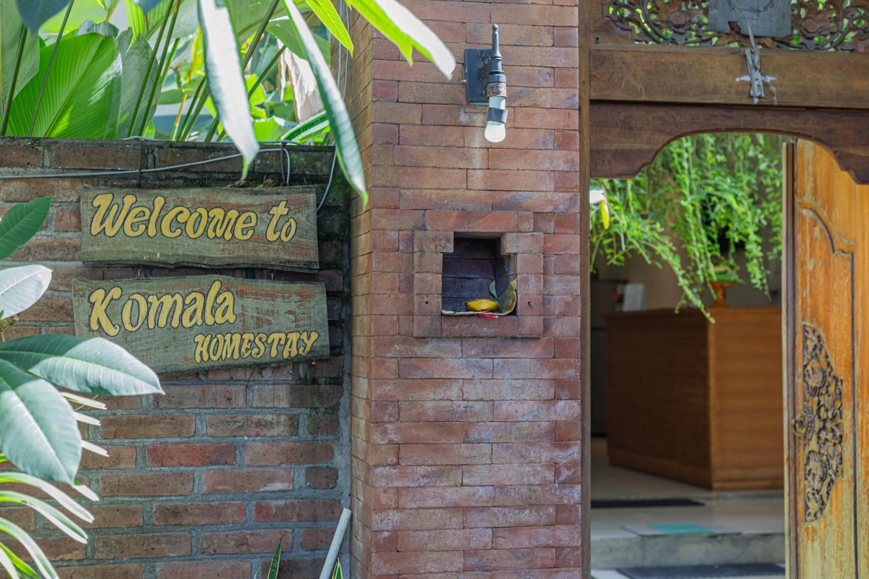 Facade/entrance in Komala Homestay