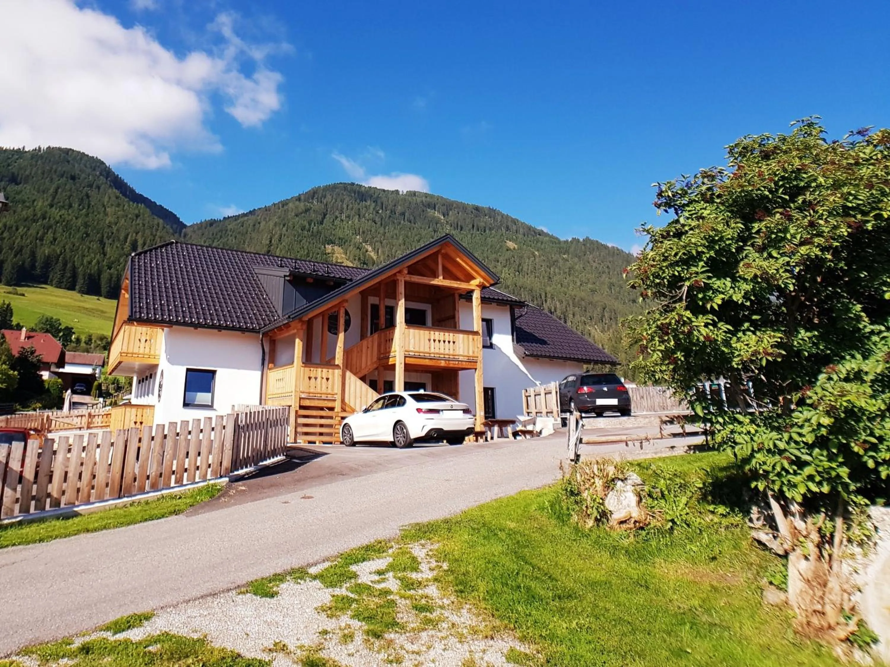 Property building in DAVID SUITEN