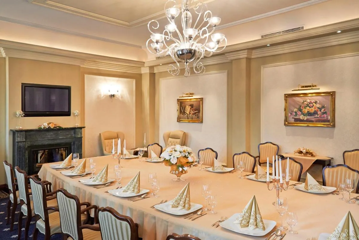 Business facilities in Hotel Stefanik