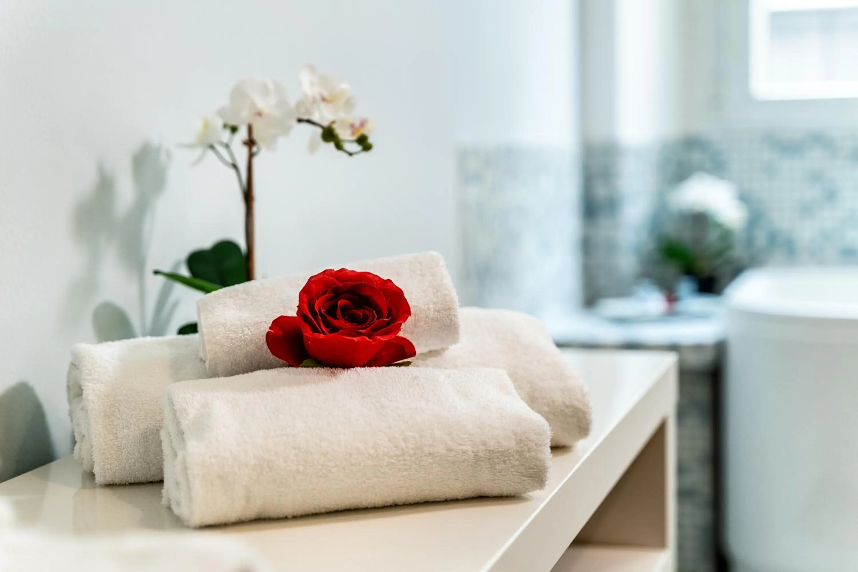 Decorative detail in Fior Di Loto Rooms