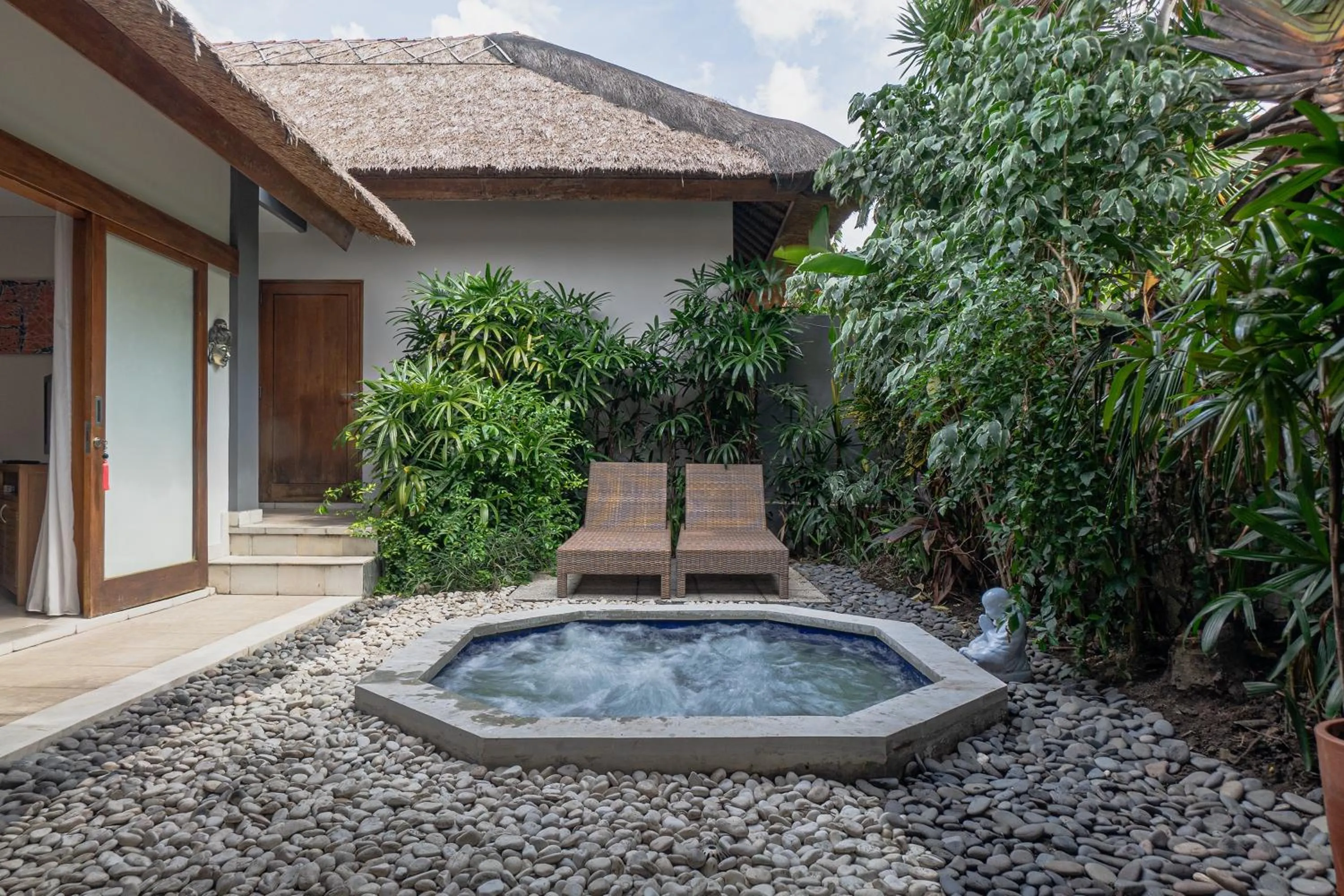 Swimming pool in Balinea Holiday Home