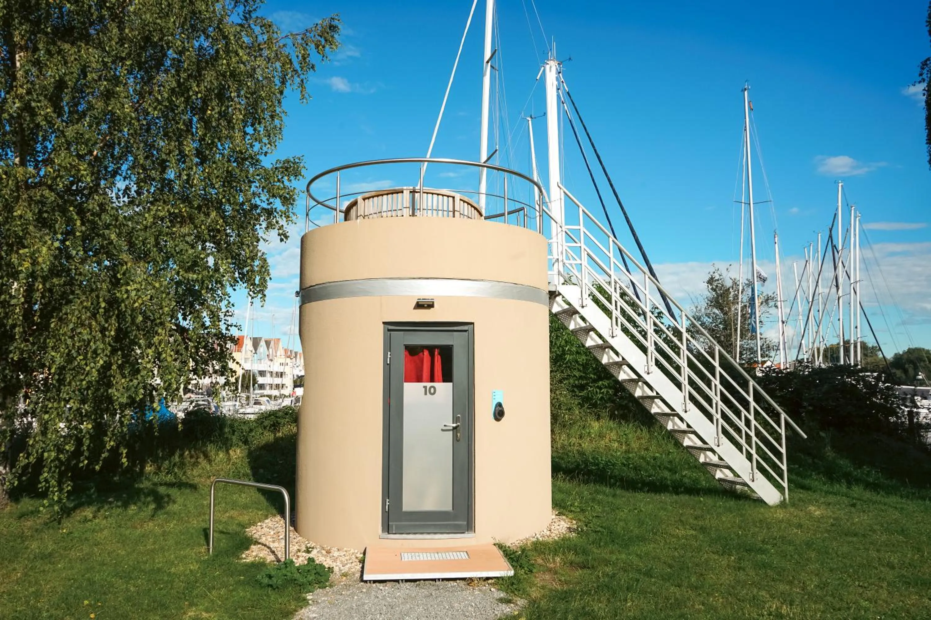 Property building in slube am Yachthafen Greifswald