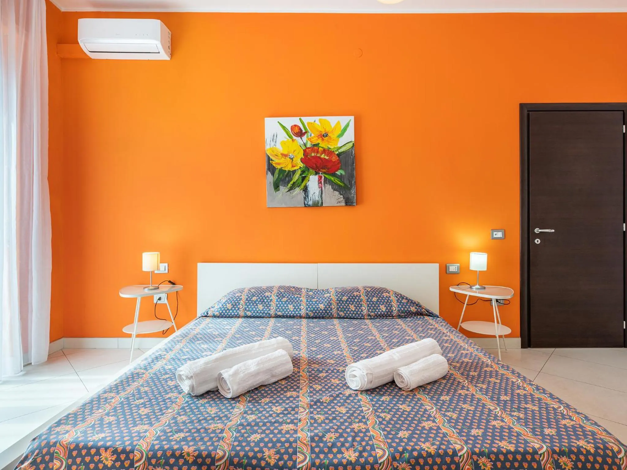 Bedroom, Bed in Thanit Rooms