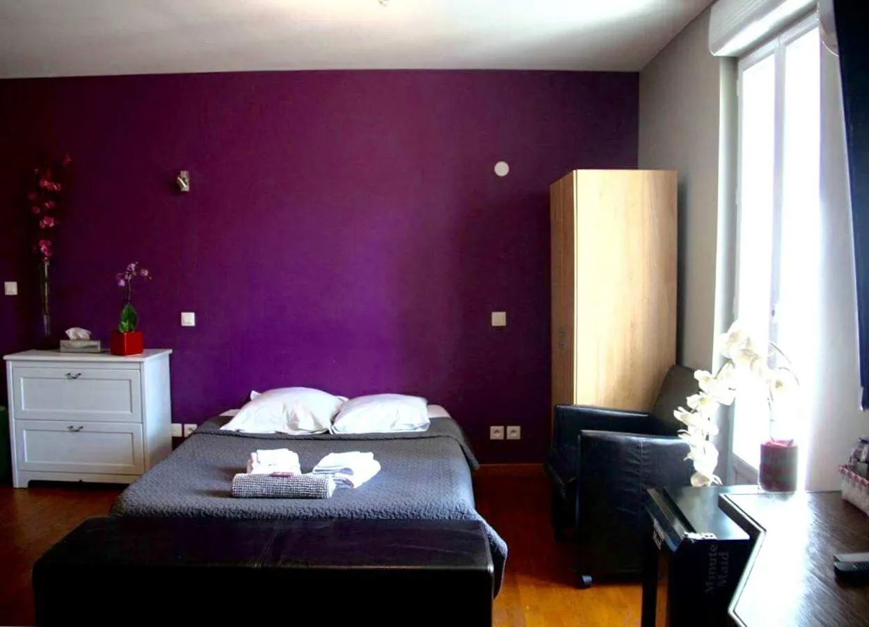 Bed in L'Avenue