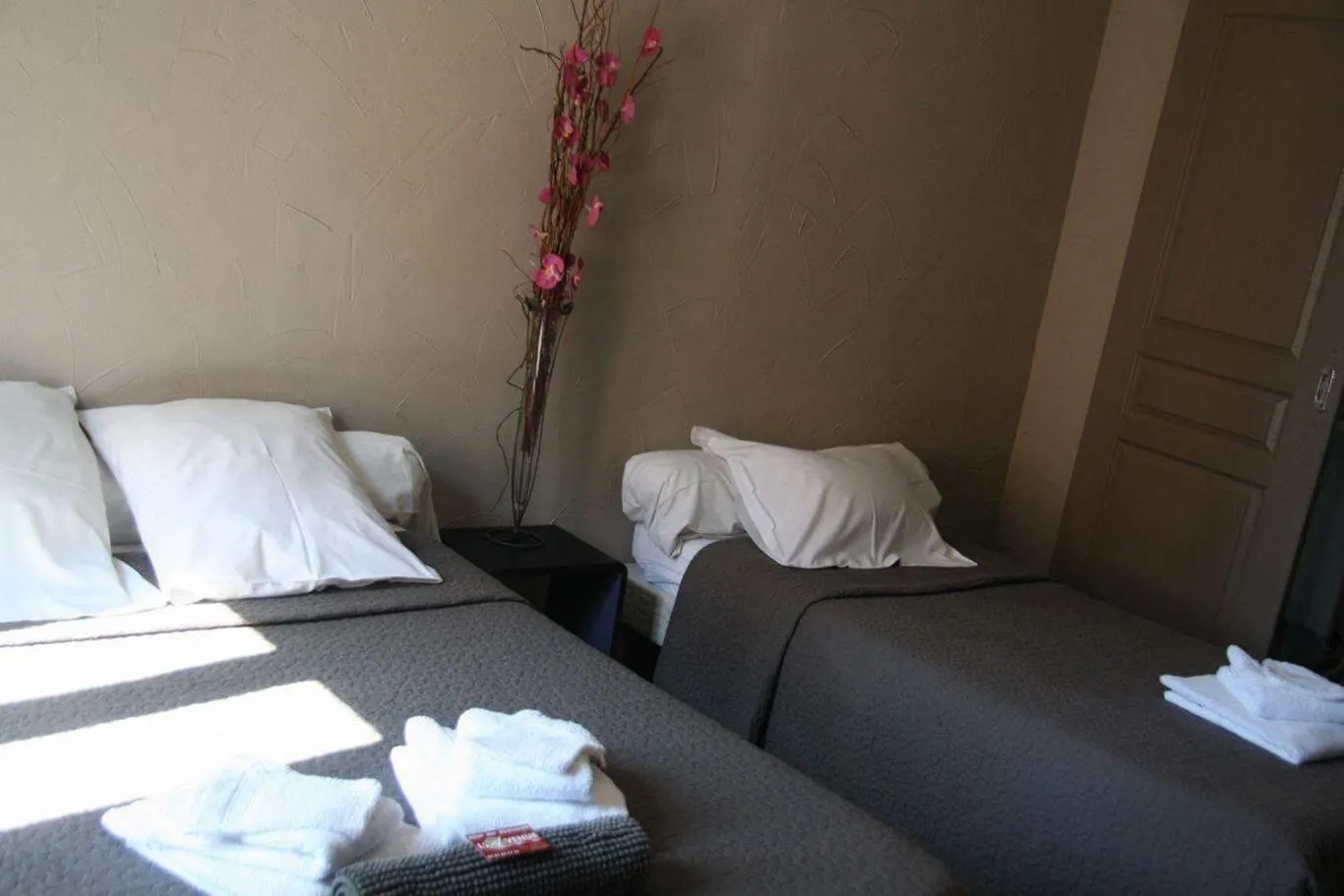 Bed in L'Avenue