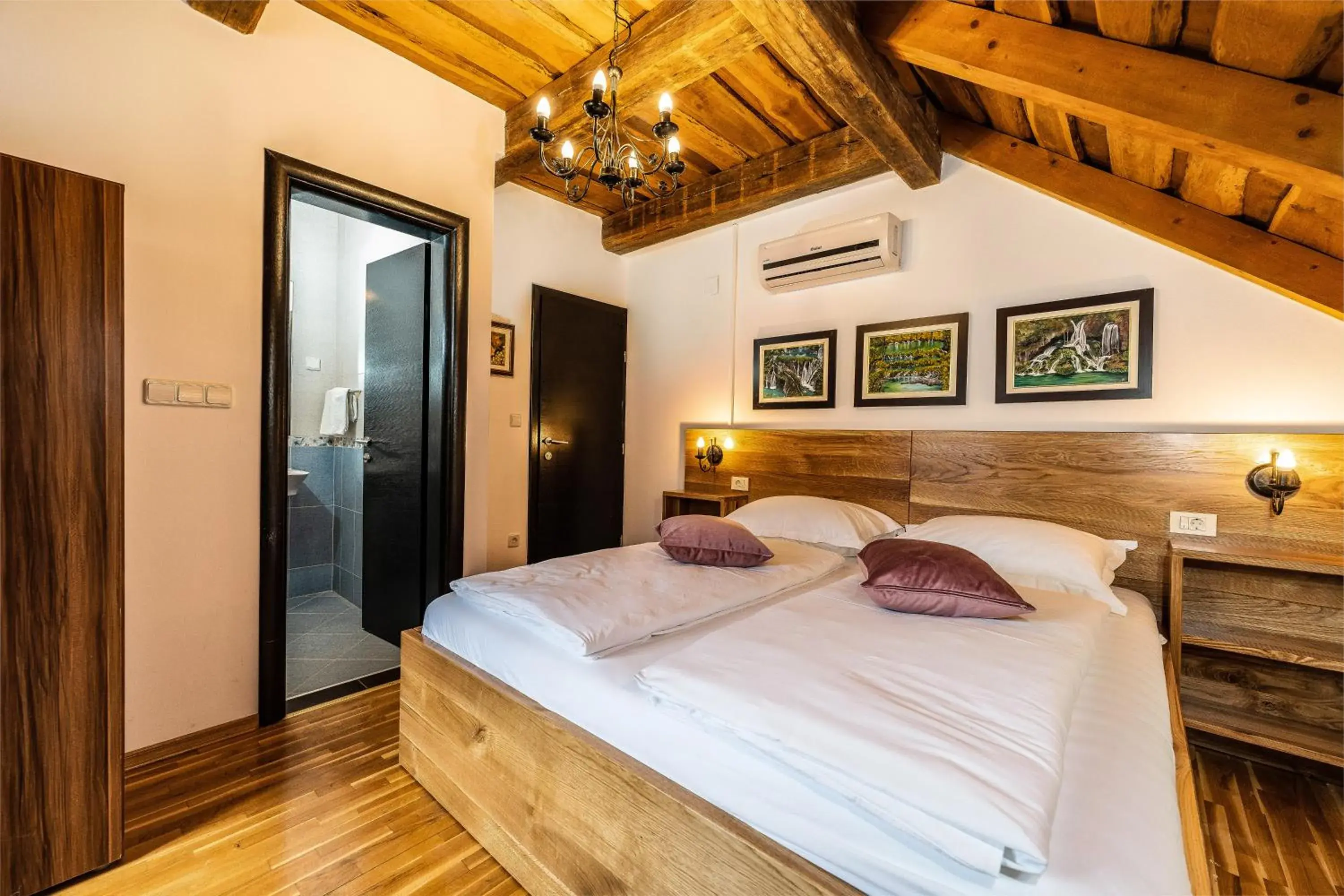 Standard Double Room in B&B Plitvica Lodge Standard Double Room in B&B Plitvica Lodge