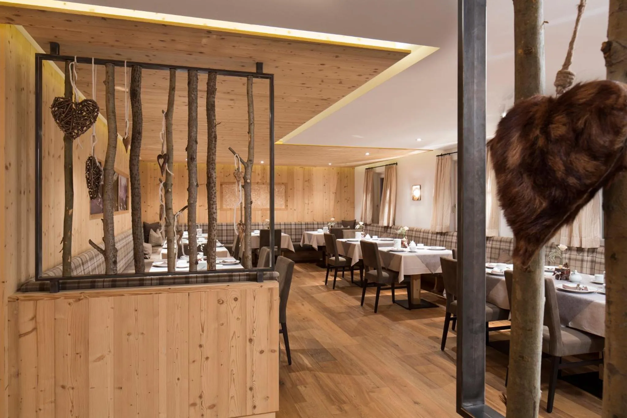 Restaurant/places to eat in Hotel Comploj Adults only