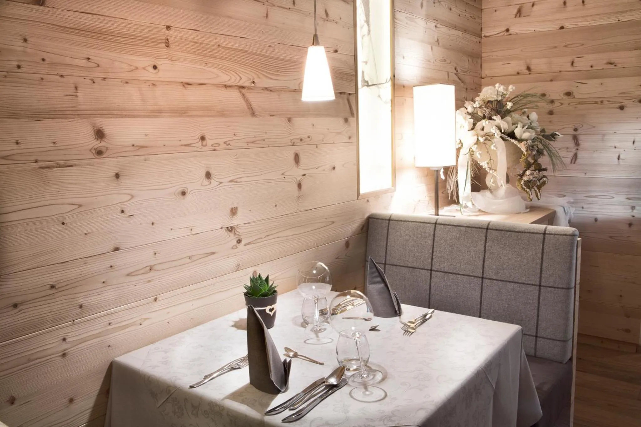 Restaurant/places to eat in Hotel Comploj Adults only