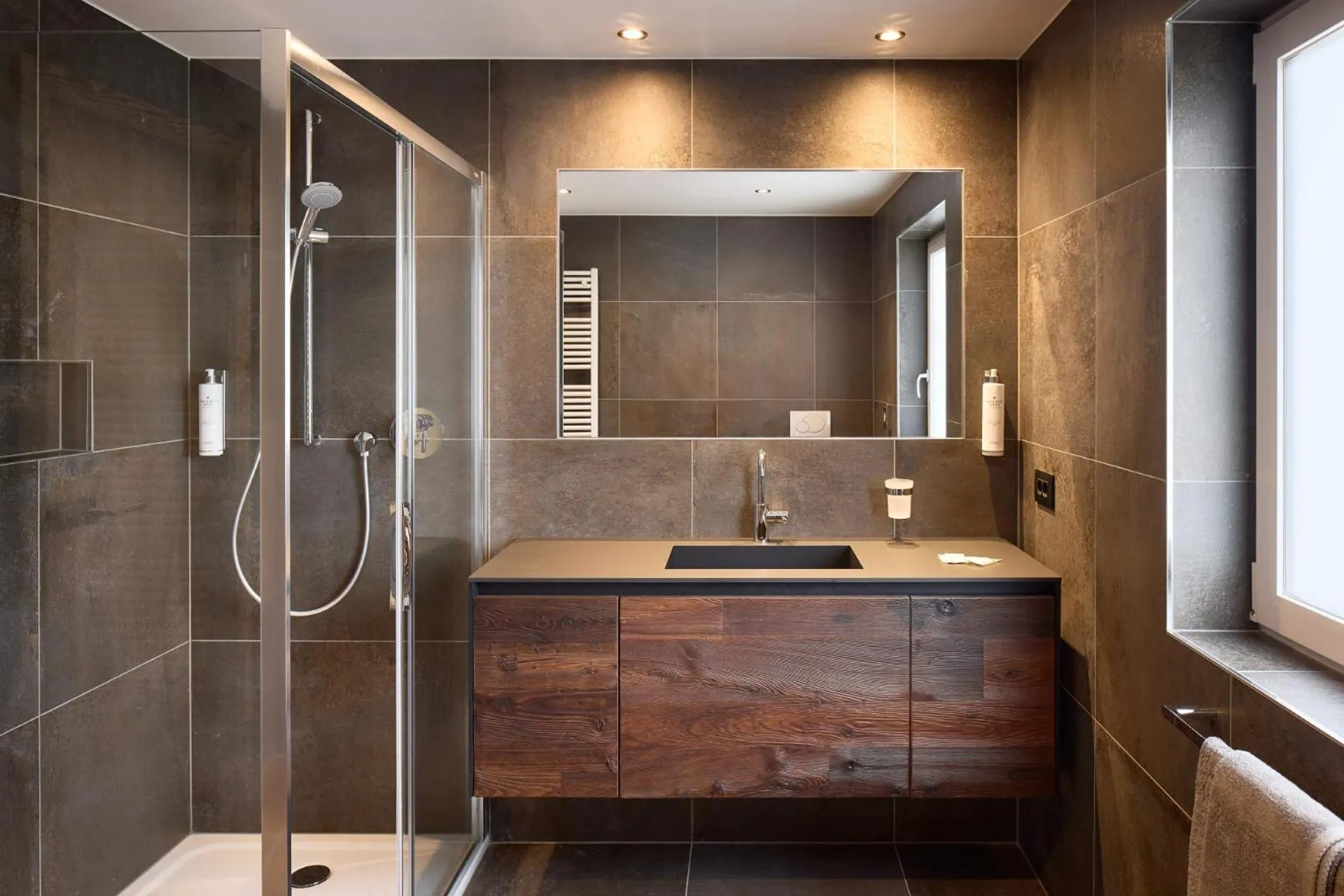 Shower in Hotel Comploj Adults only