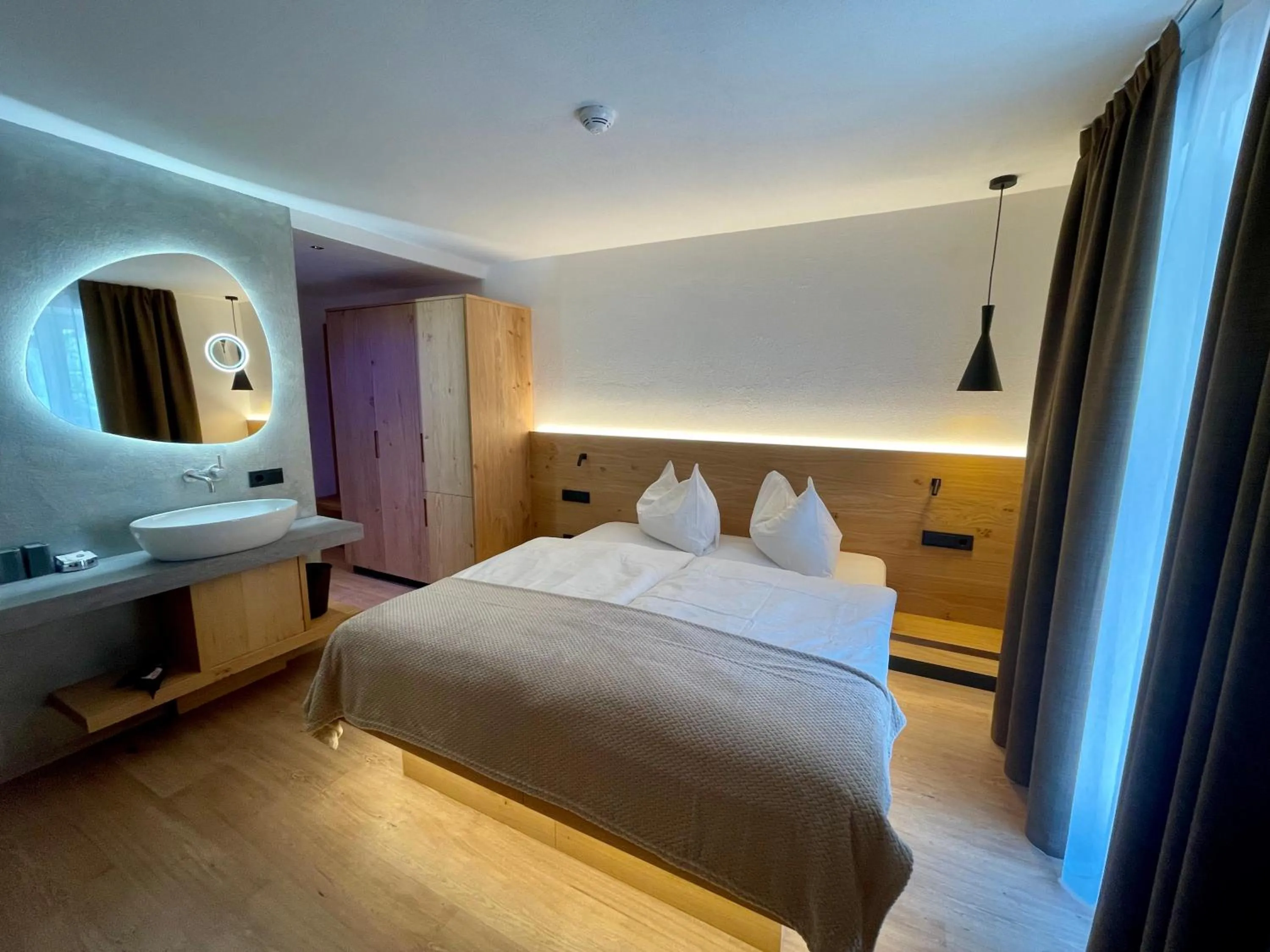 Bed in Hotel Des Alpes