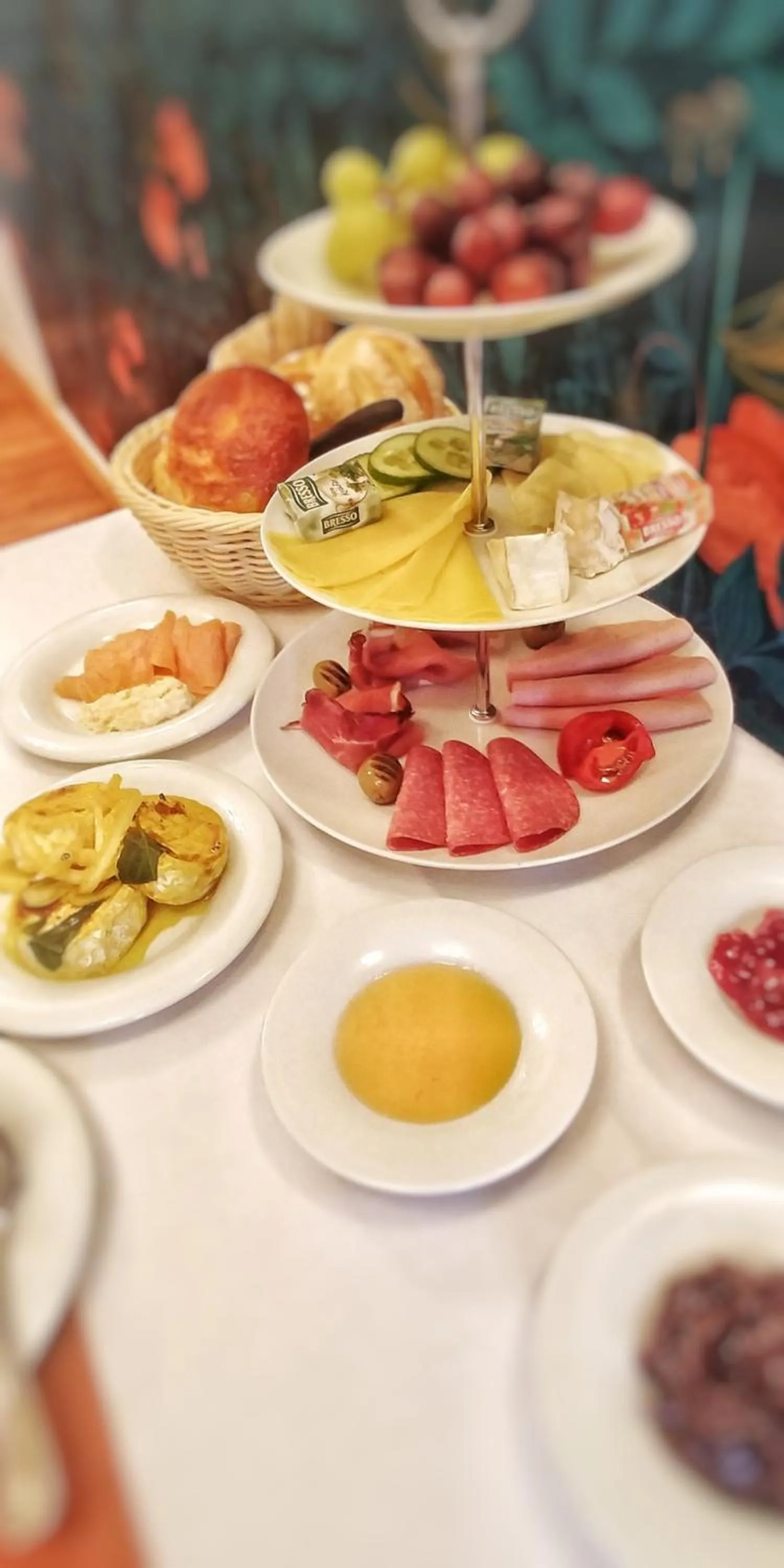 Restaurant/places to eat in Privathotel Der Schwarze Herrgott No TV