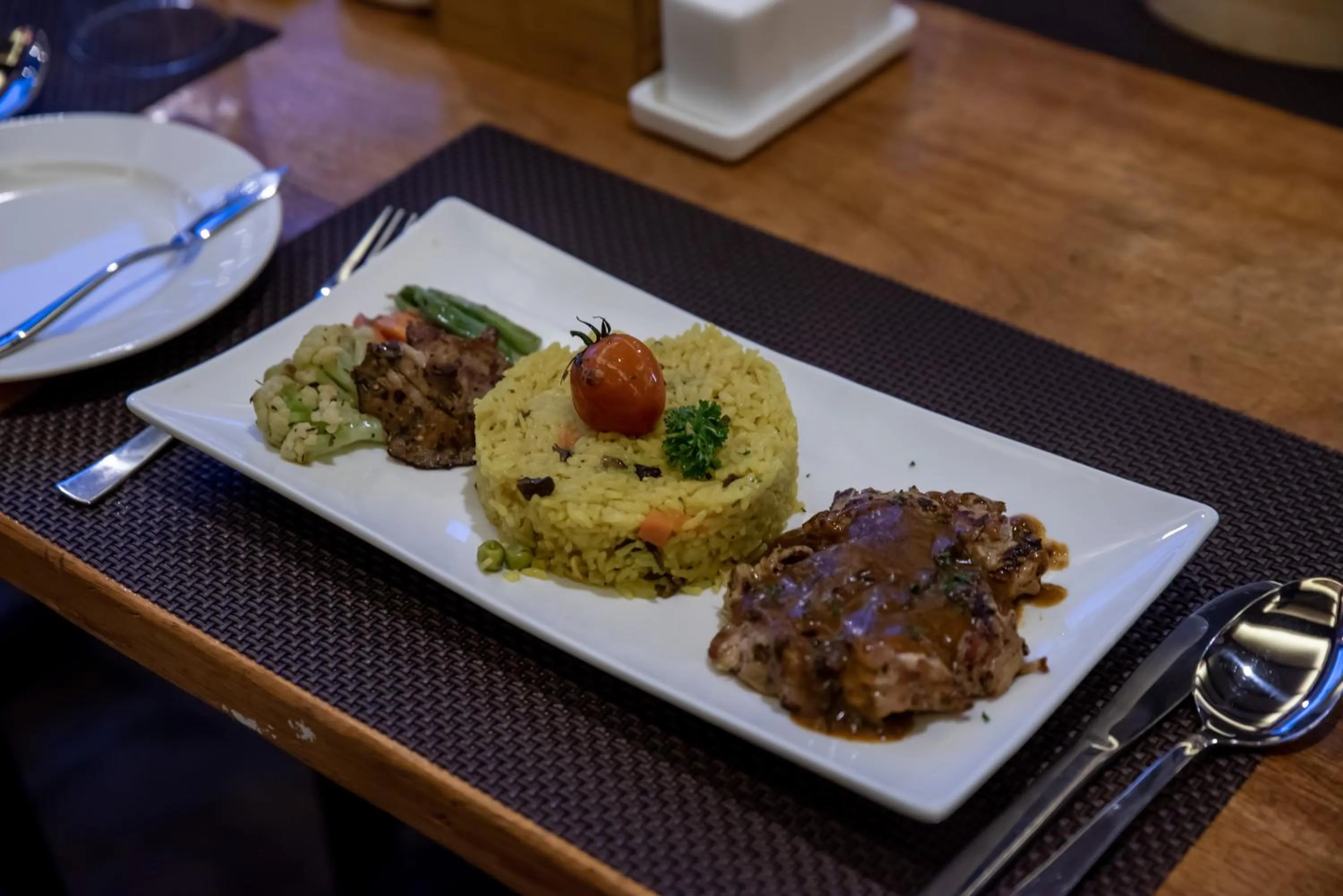 Food and drinks in Busy Bee Resort, Pokhara