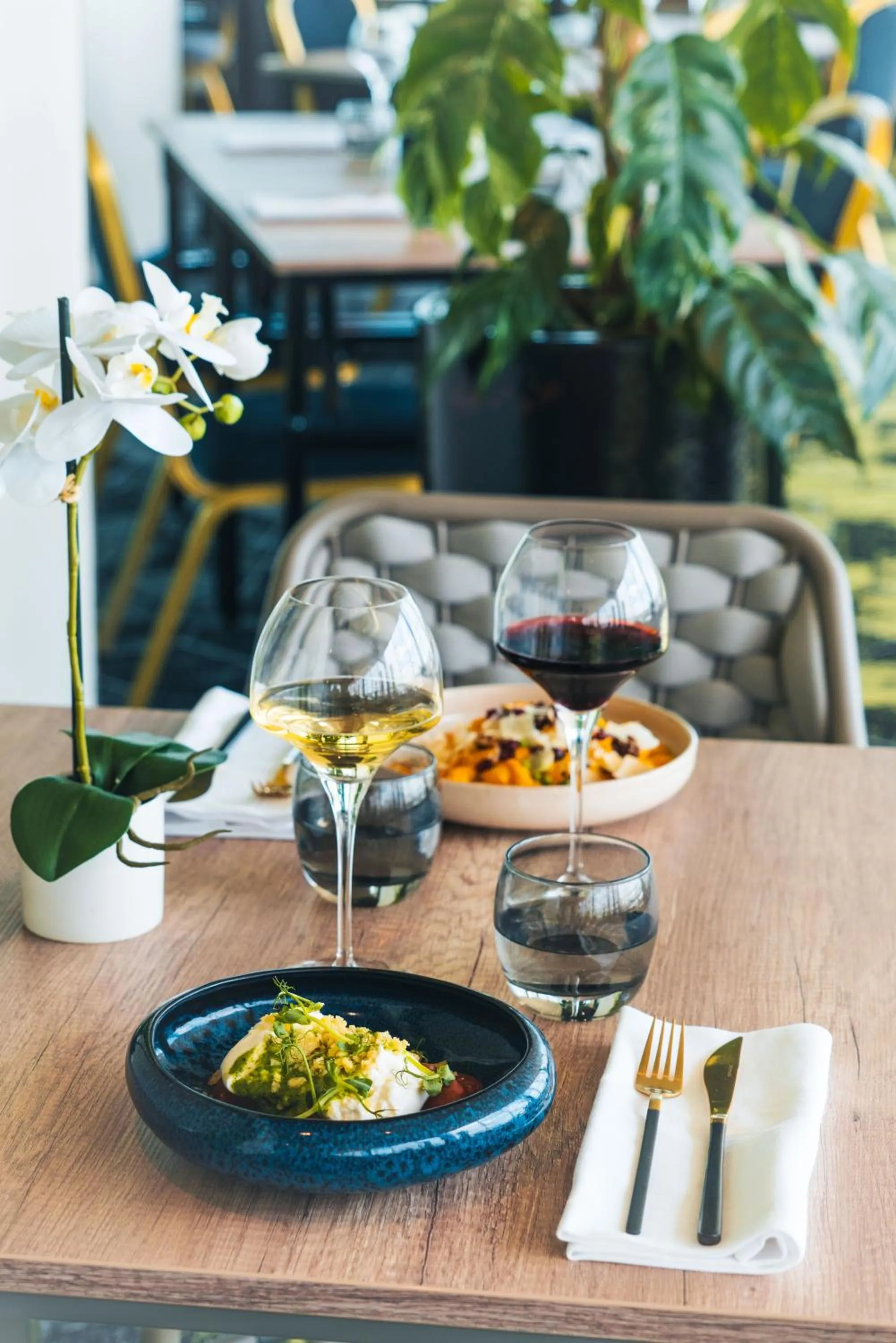 Restaurant/places to eat in Mercure Paris Orly Rungis Aéroport