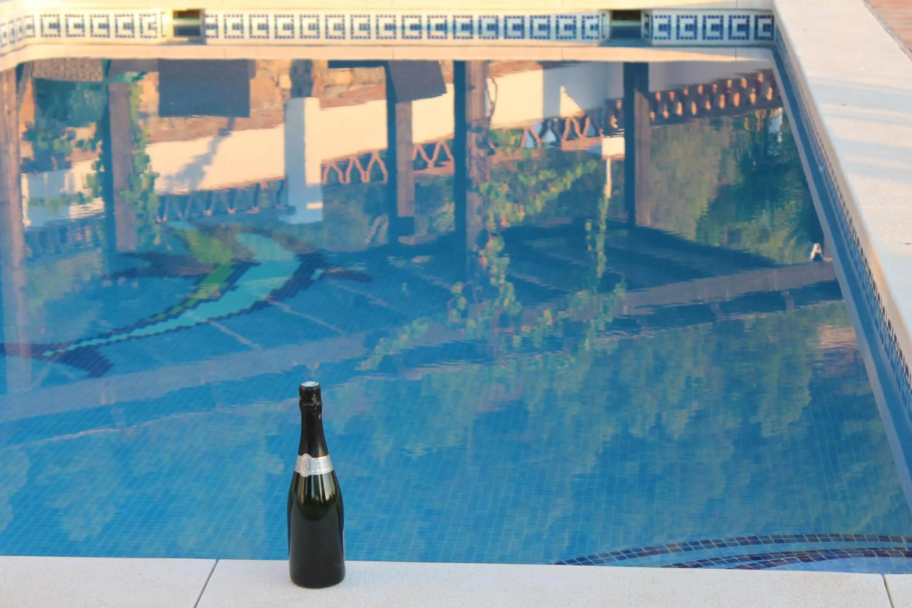 Swimming pool in Casa Arts guest rooms