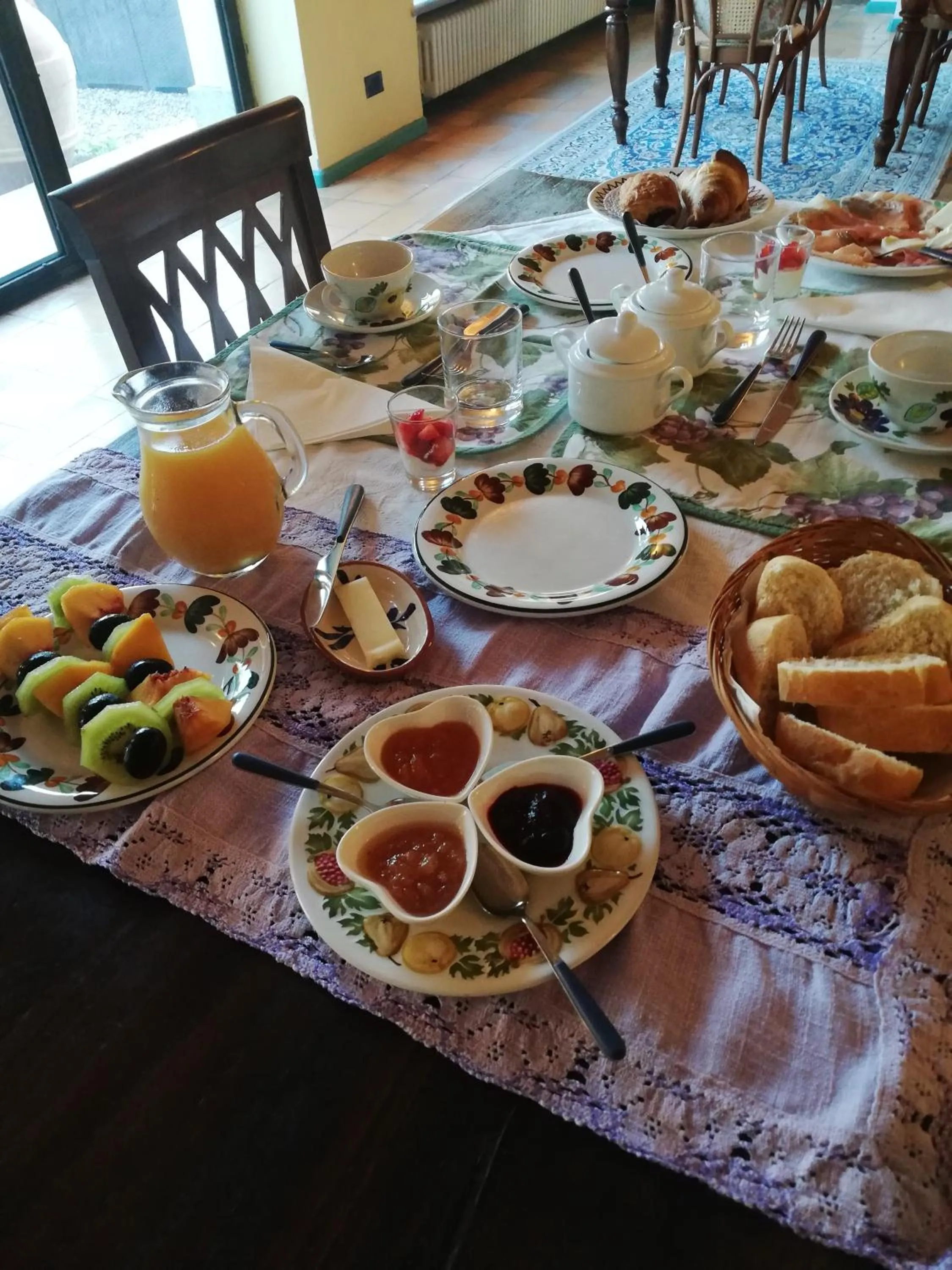 Breakfast in La Giribaldina Winery & Farmhouse