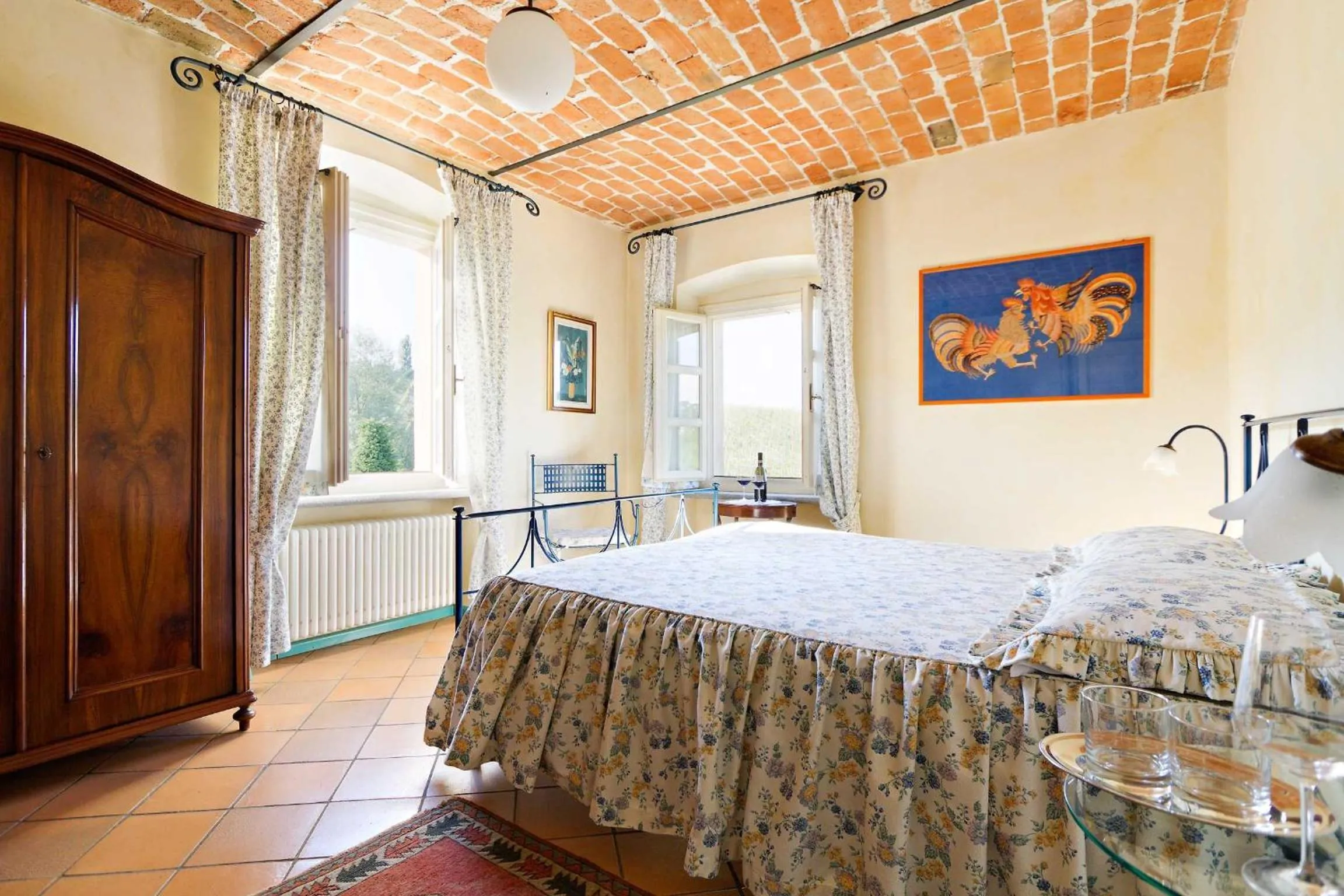 Photo of the whole room, Bed in La Giribaldina Winery & Farmhouse
