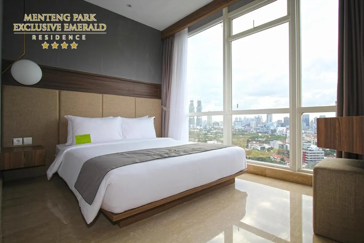 Bed in Menteng Park Exclusive Emerald