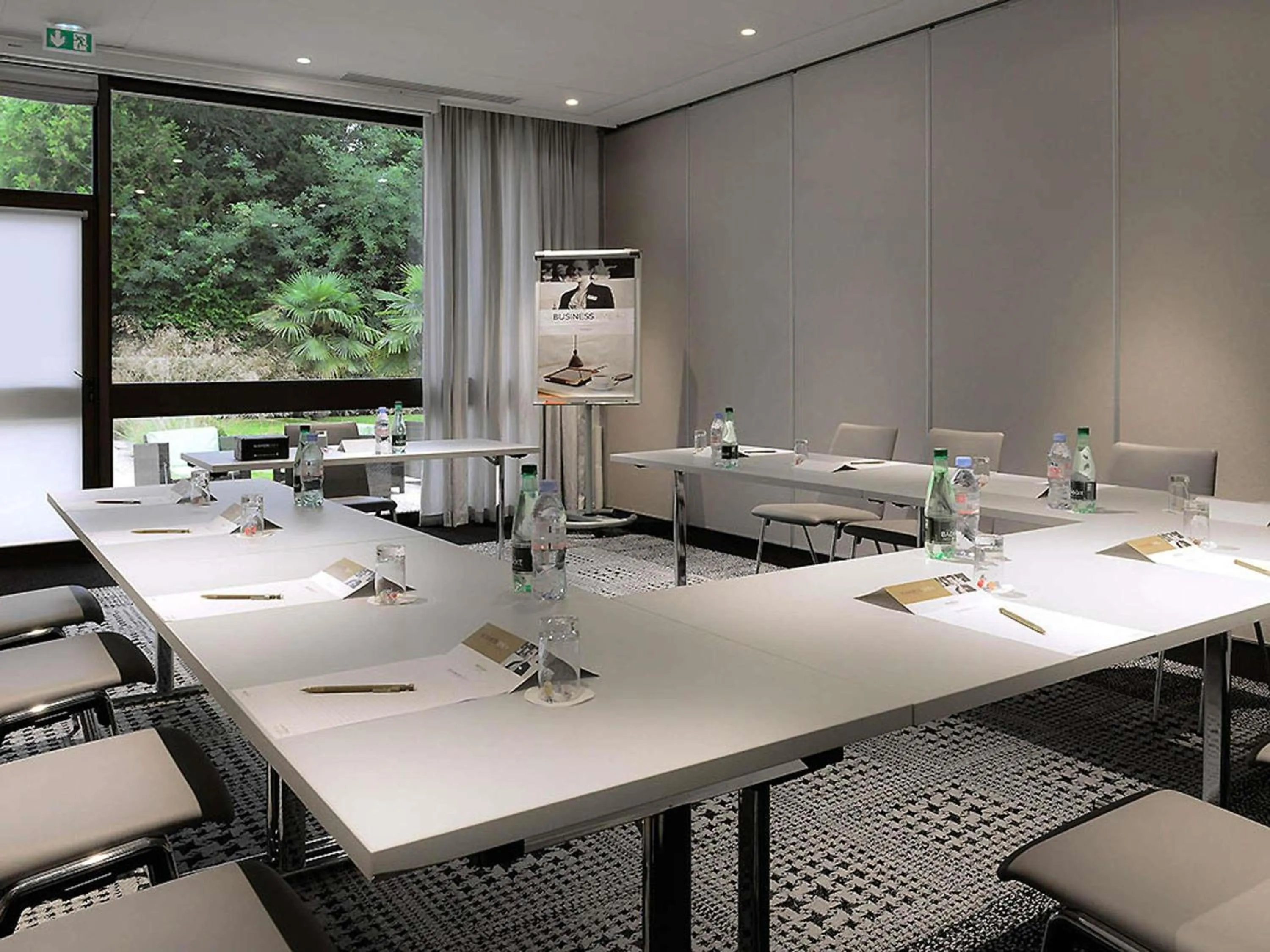 Meeting/conference room in IBIS Port de plaisance