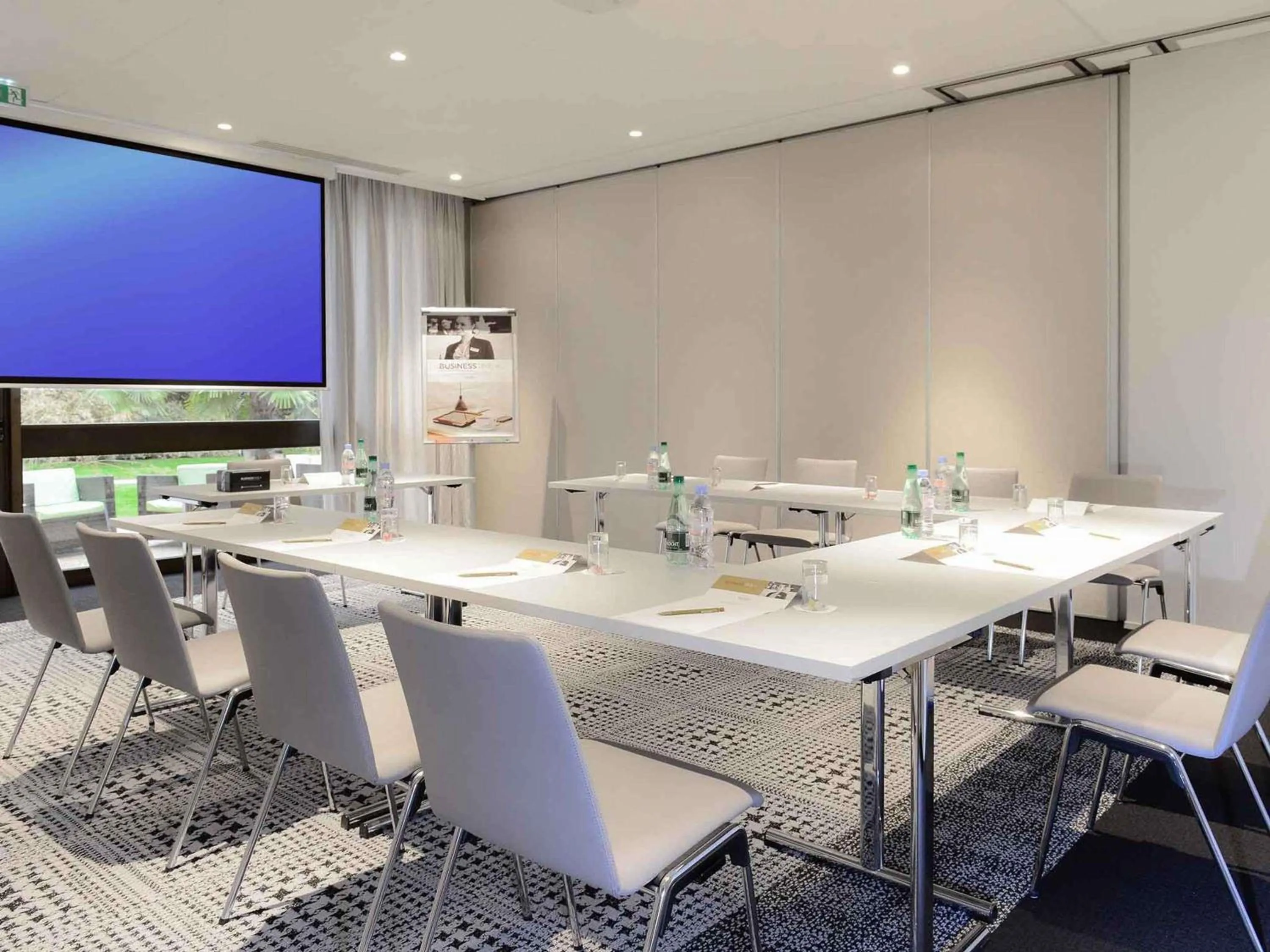 Meeting/conference room in IBIS Port de plaisance