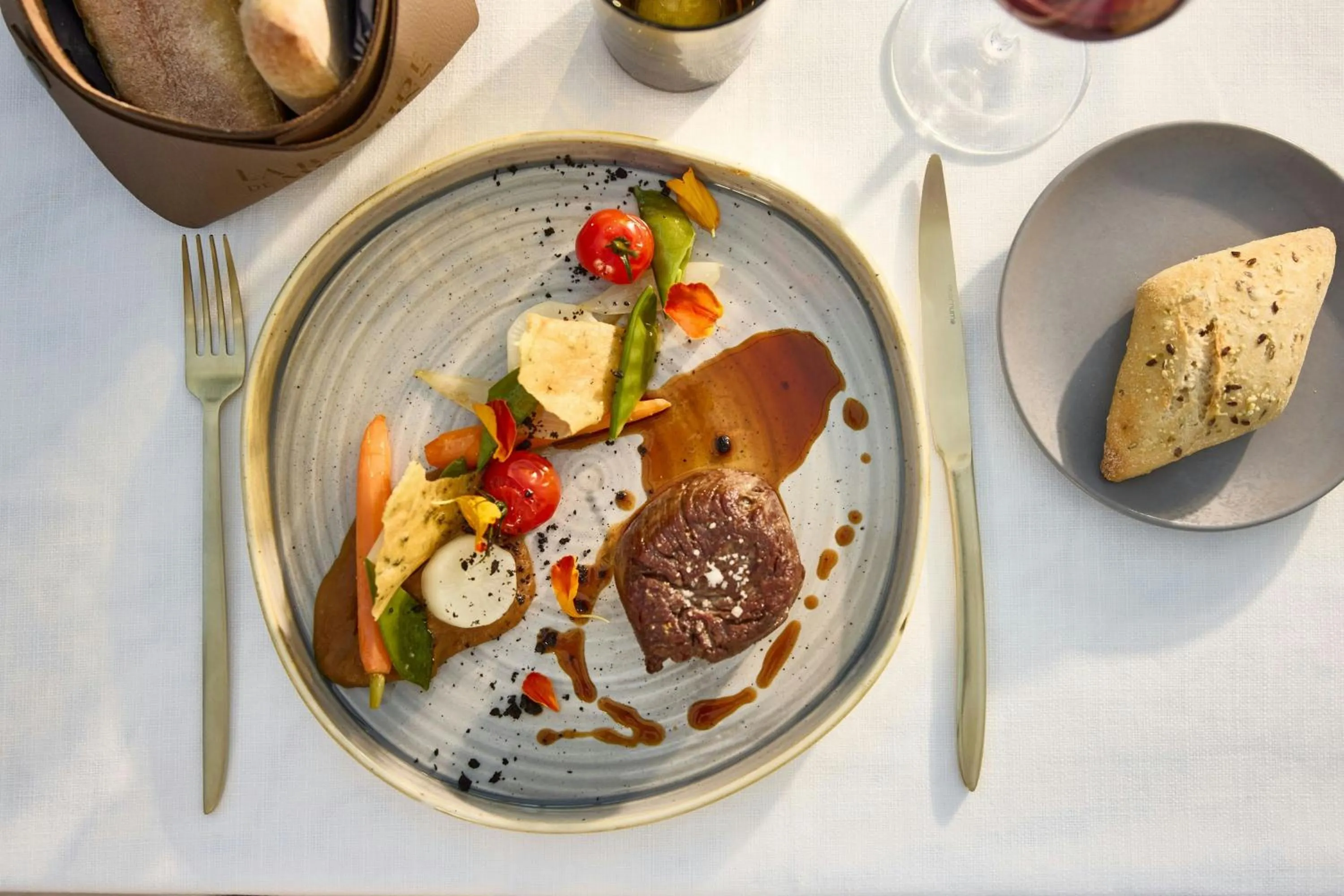 Restaurant/places to eat in La Bastide de Mougins, a Tribute Portfolio Hotel