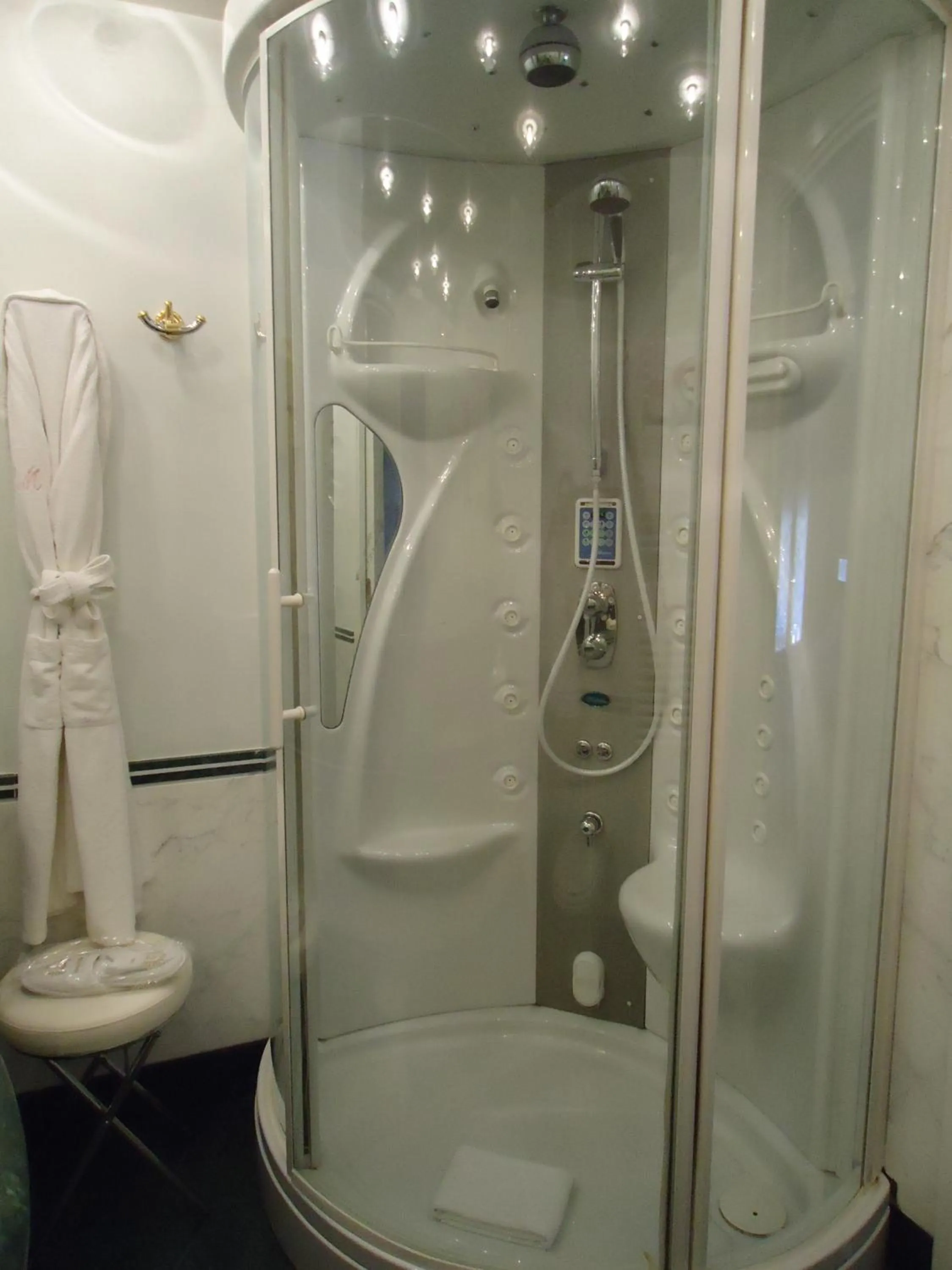 Bathroom in Hotel Matilde