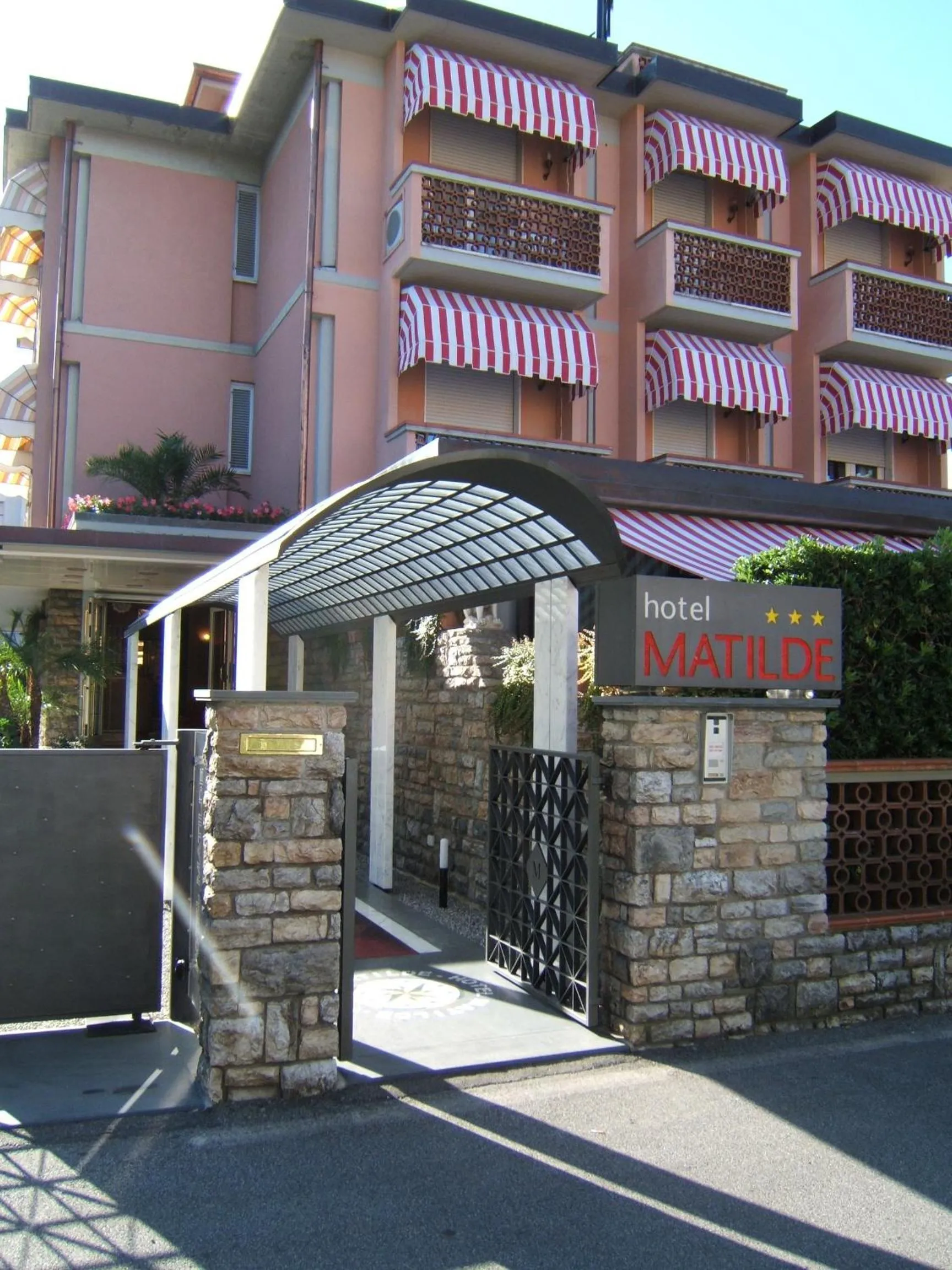 Facade/entrance in Hotel Matilde