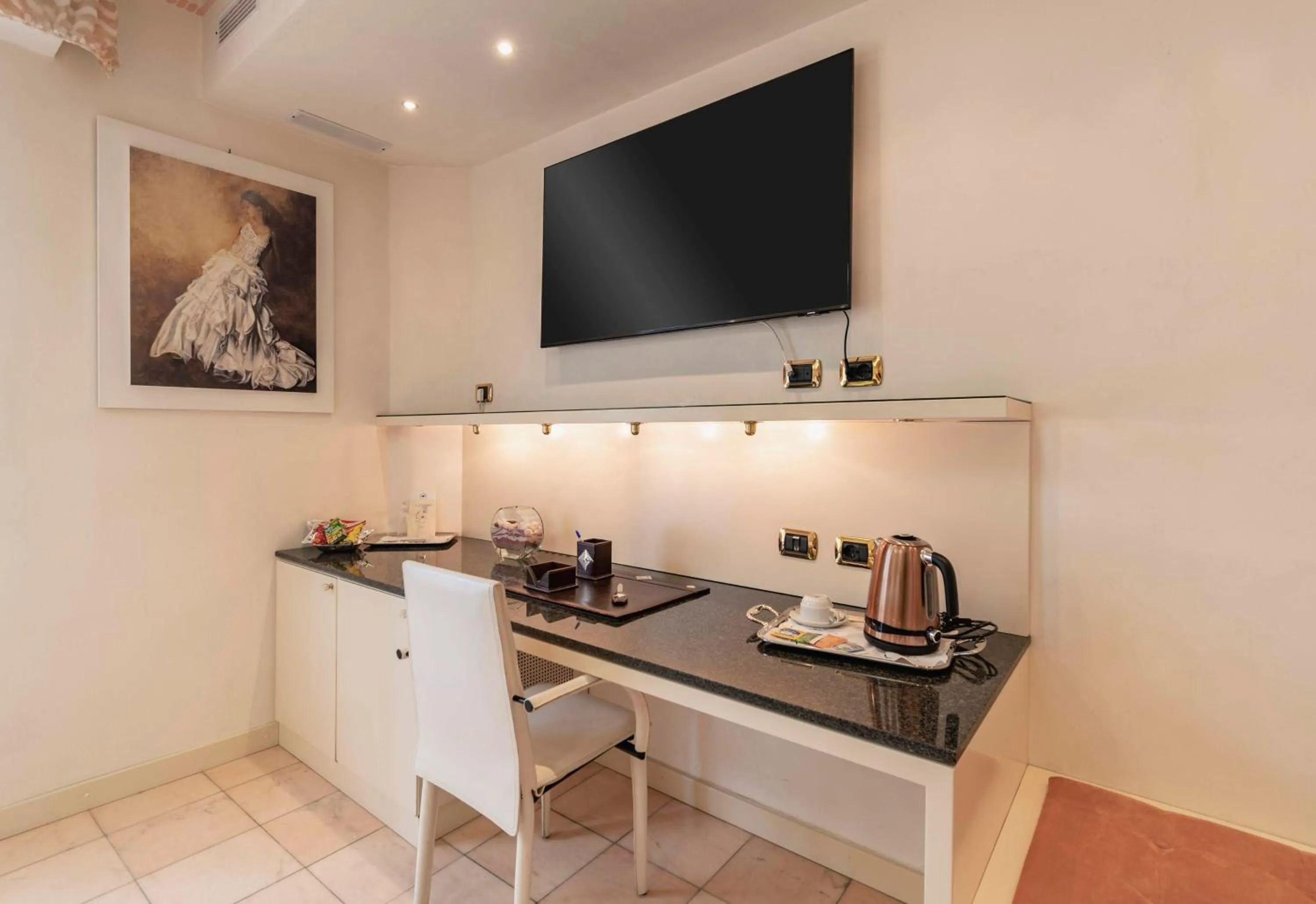 Coffee/tea facilities in Hotel Matilde