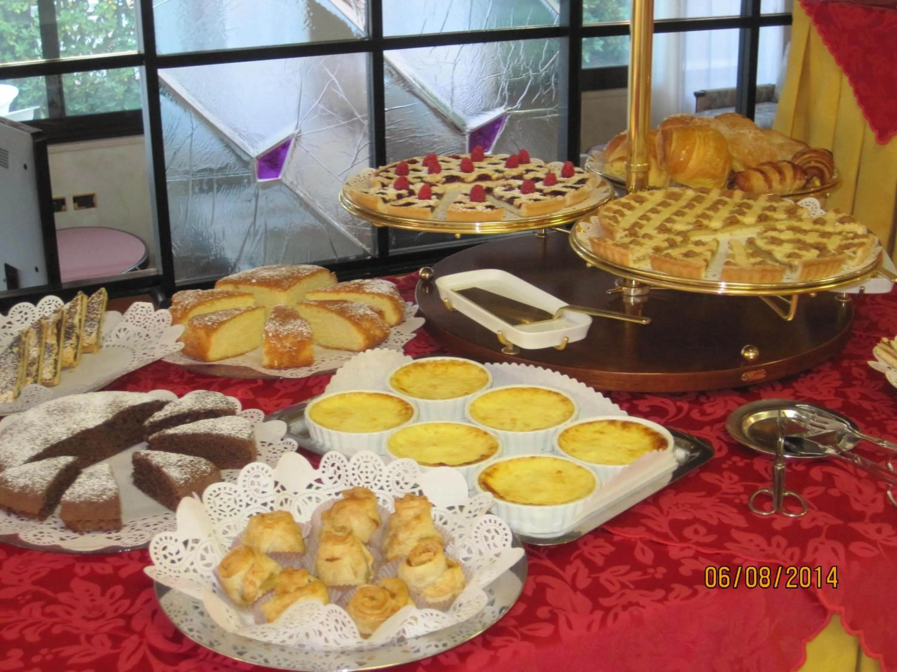 Restaurant/places to eat in Hotel Matilde