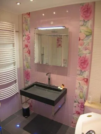 Bathroom in La Roseraie Biebler