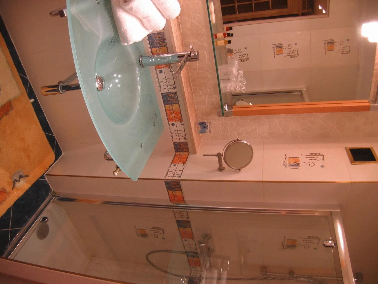 Bathroom in La Roseraie Biebler