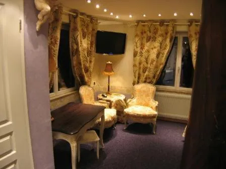 TV and multimedia in La Roseraie Biebler