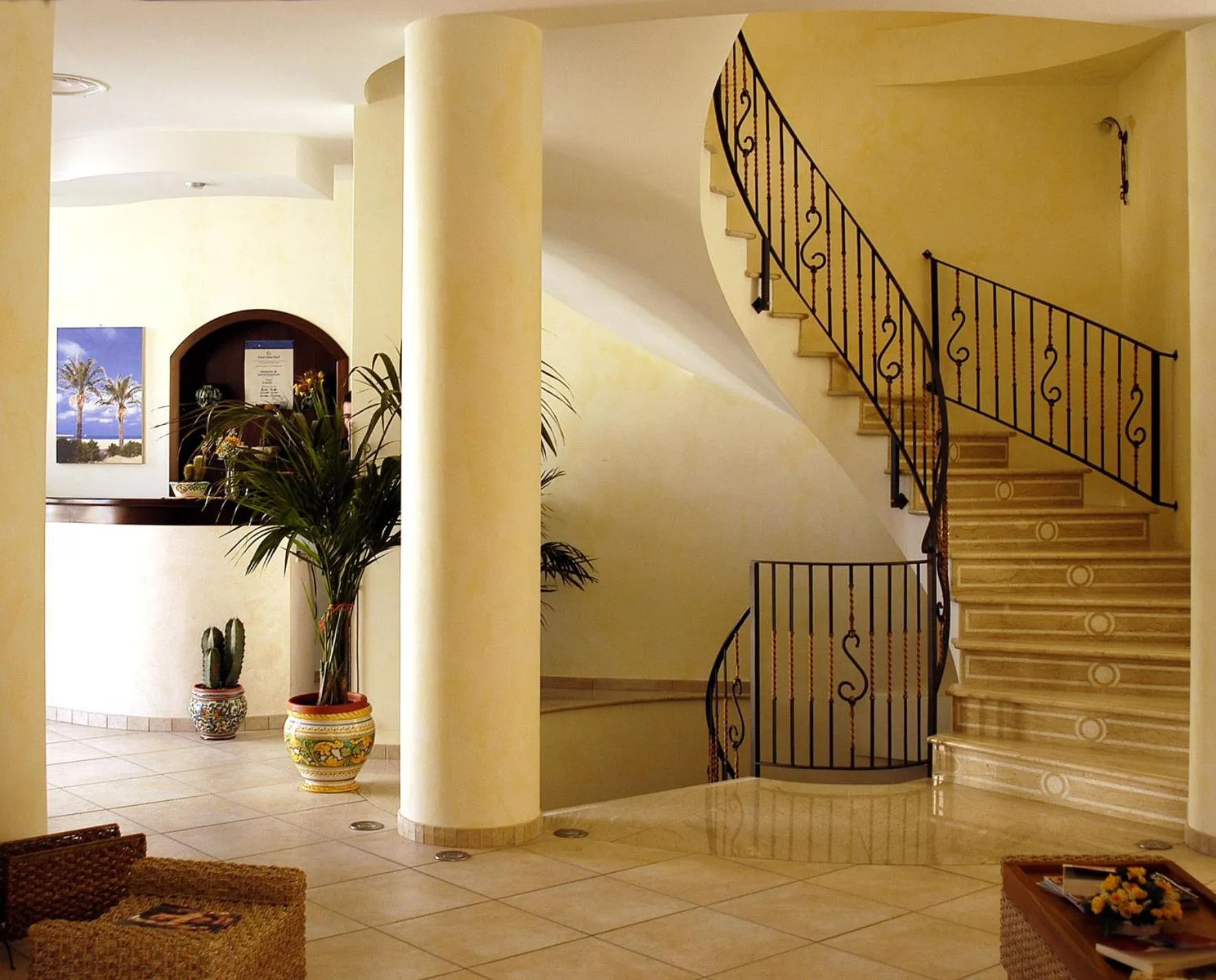 Lobby or reception in Zingaro Hotel