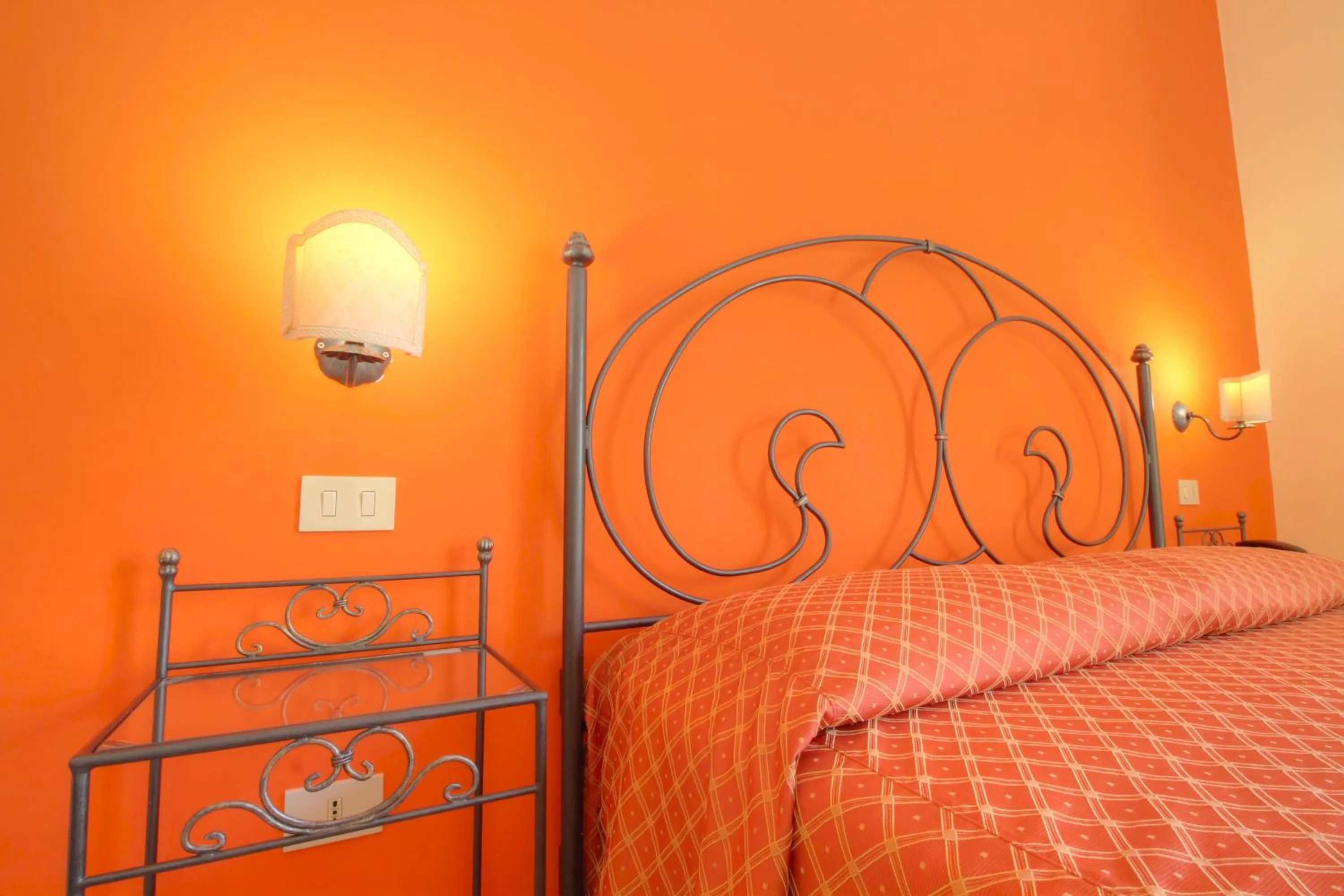 Decorative detail, Bed in Zingaro Hotel