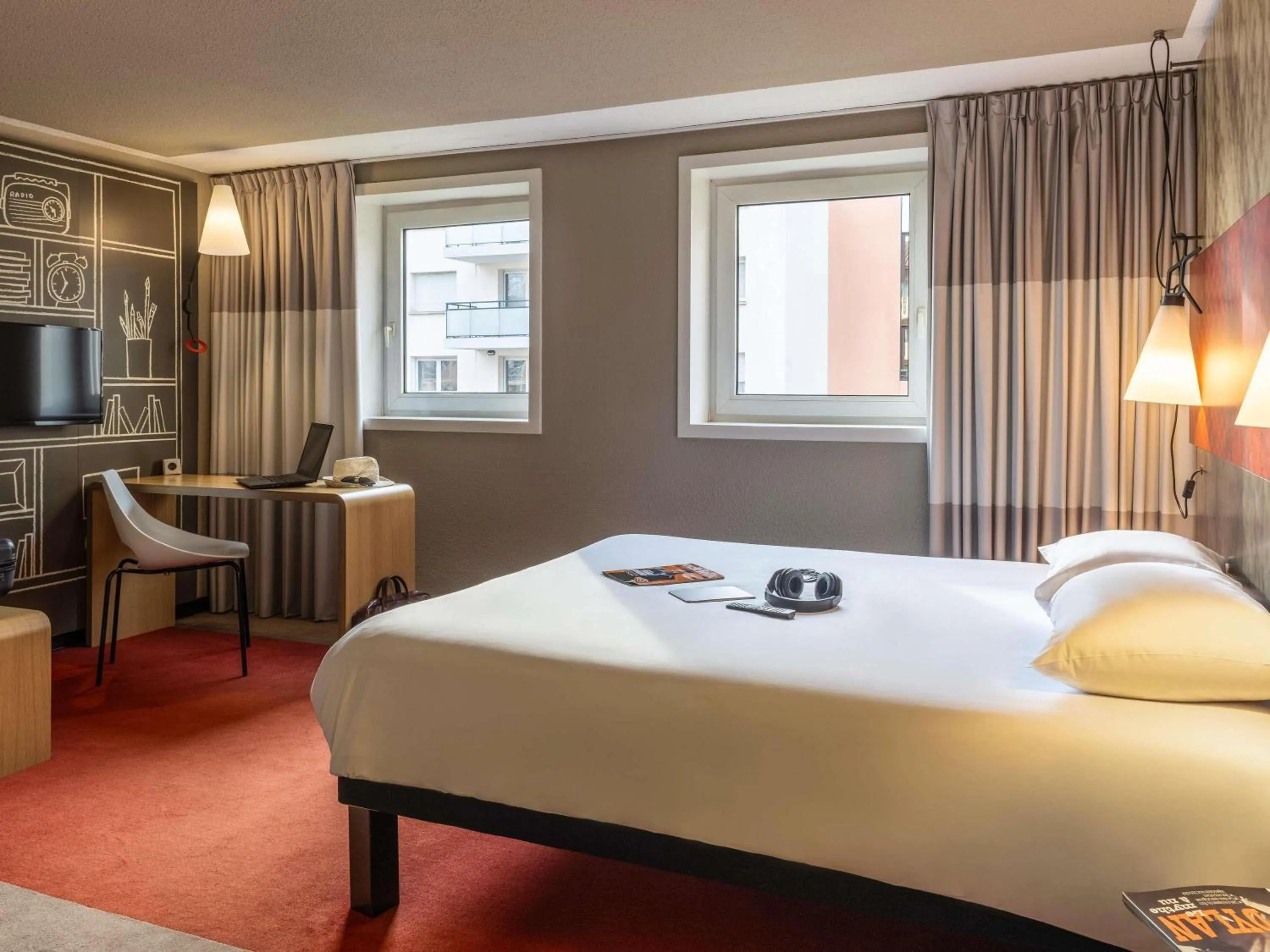 Bedroom, Bed in ibis Toulouse Pont Jumeaux