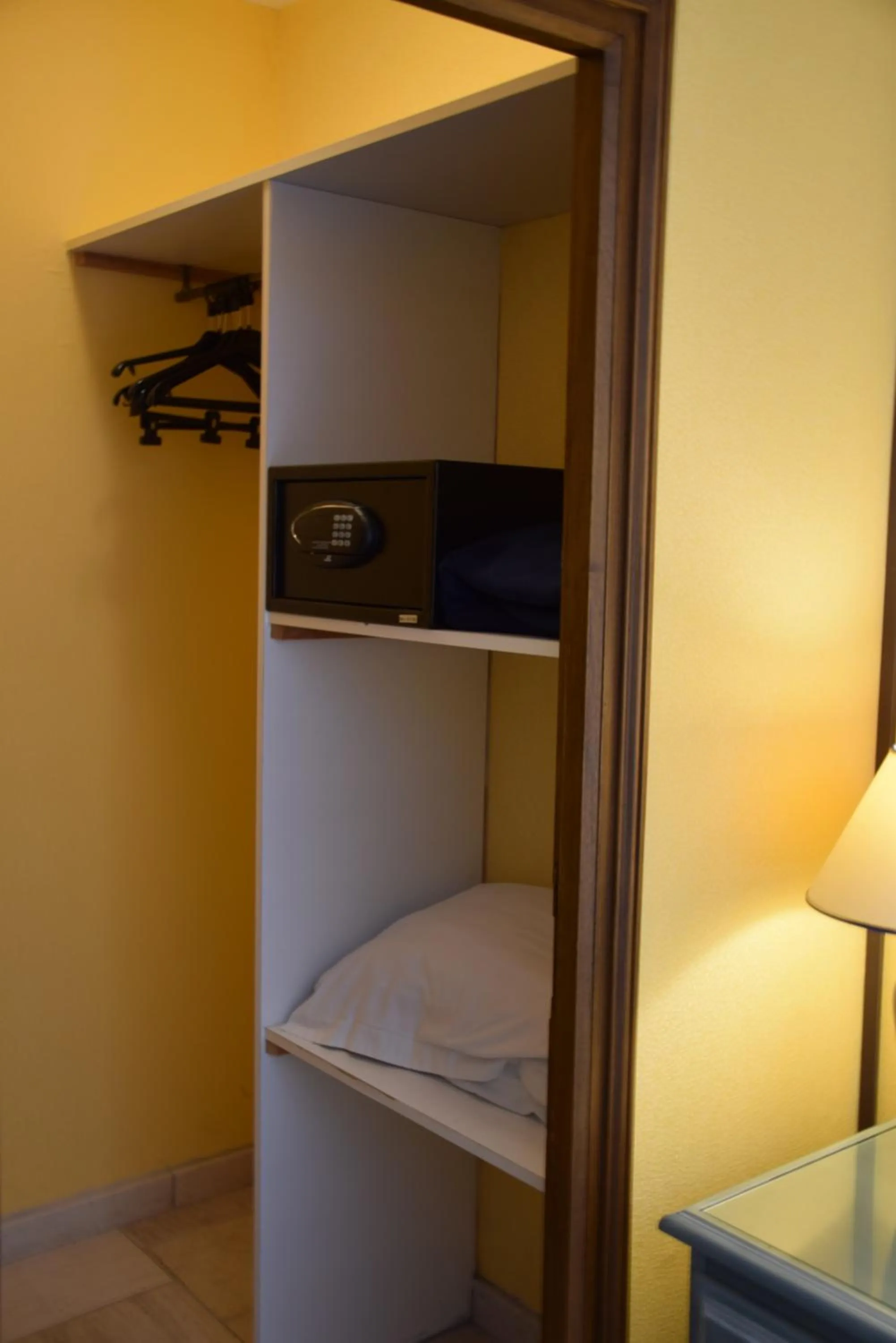 Area and facilities in Logis Le Saint Nicolas