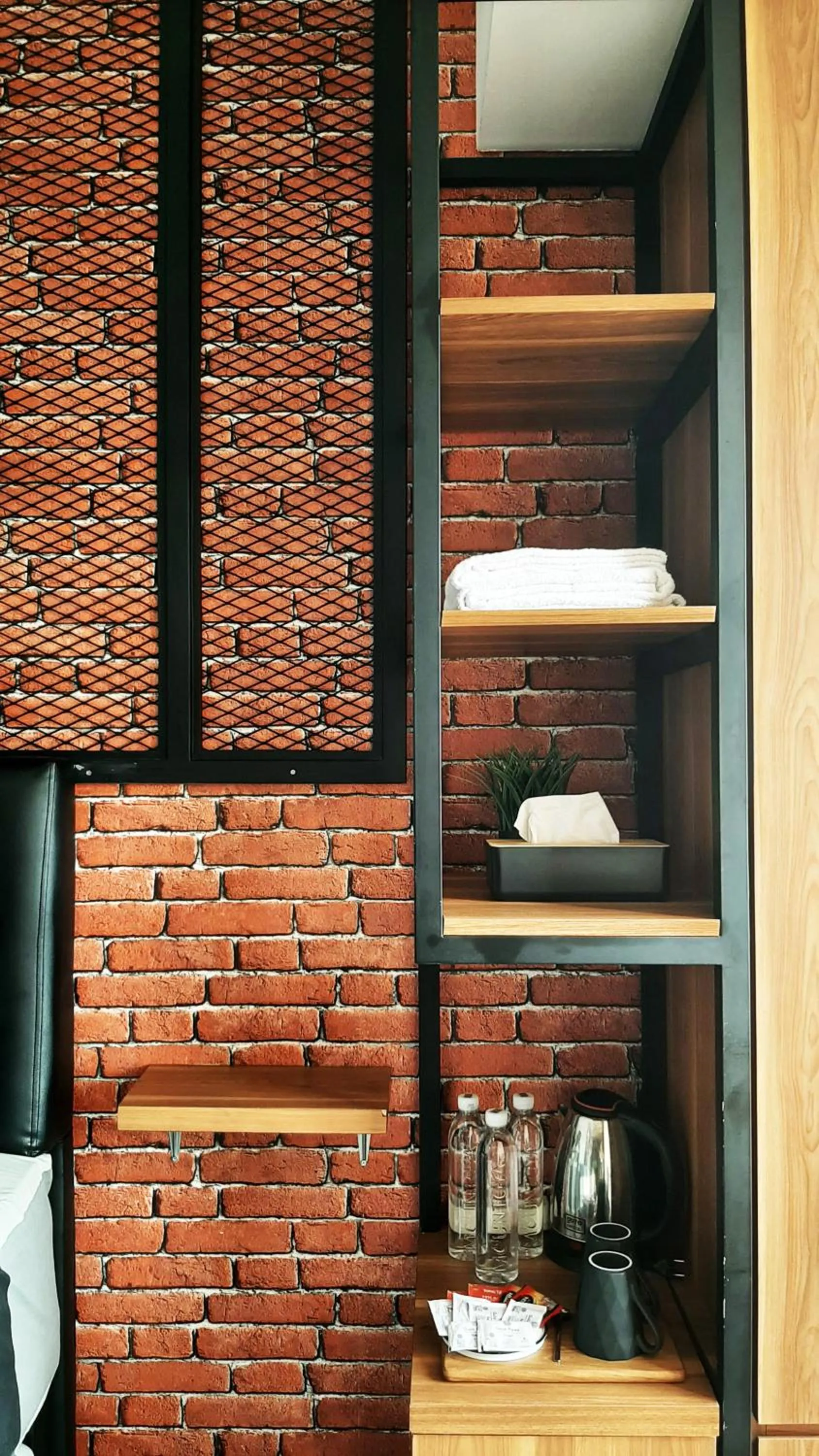 Coffee/tea facilities in Apartemen Taman Melati Sinduadi By NGINAP