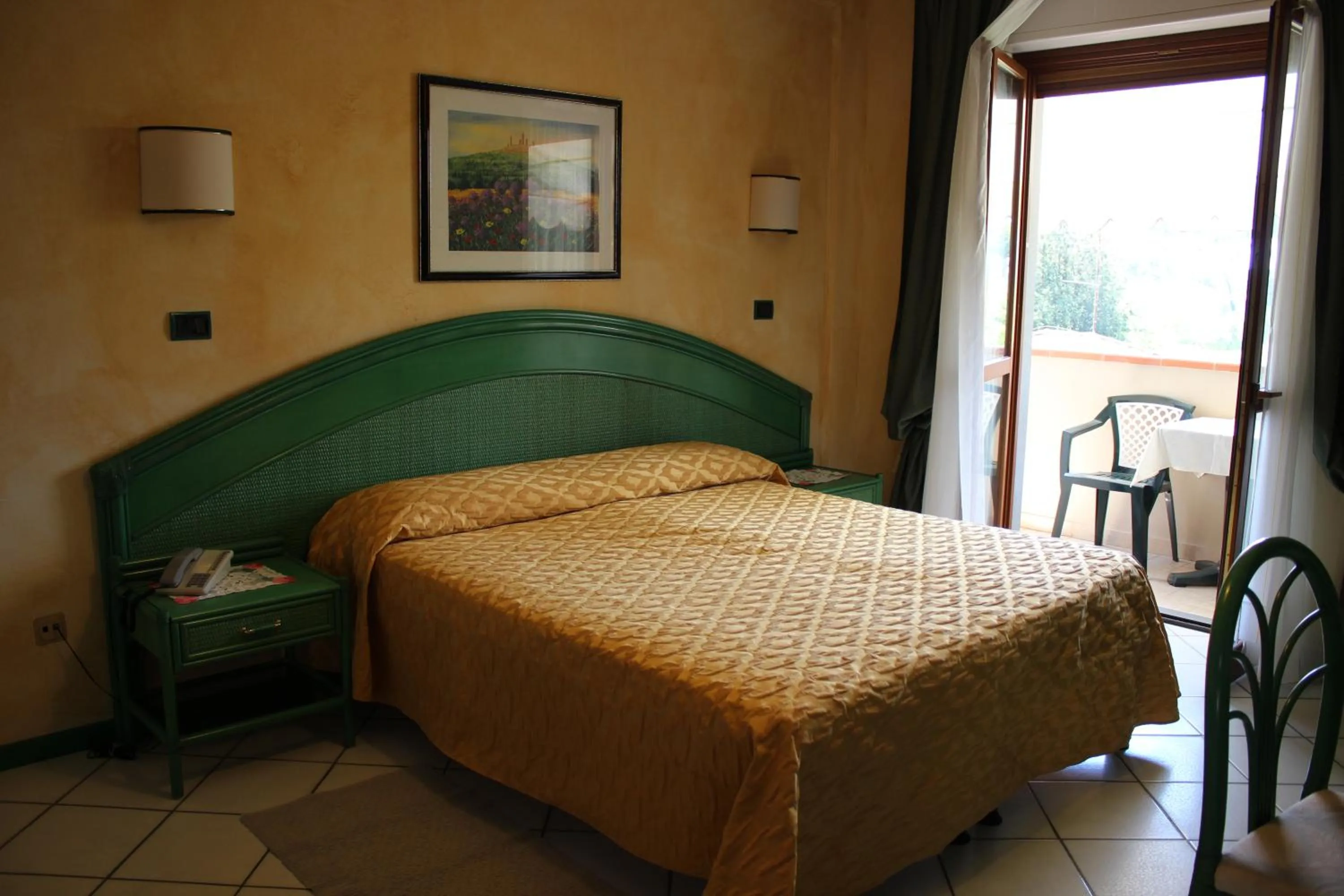 Photo of the whole room, Bed in Hotel Kyrton