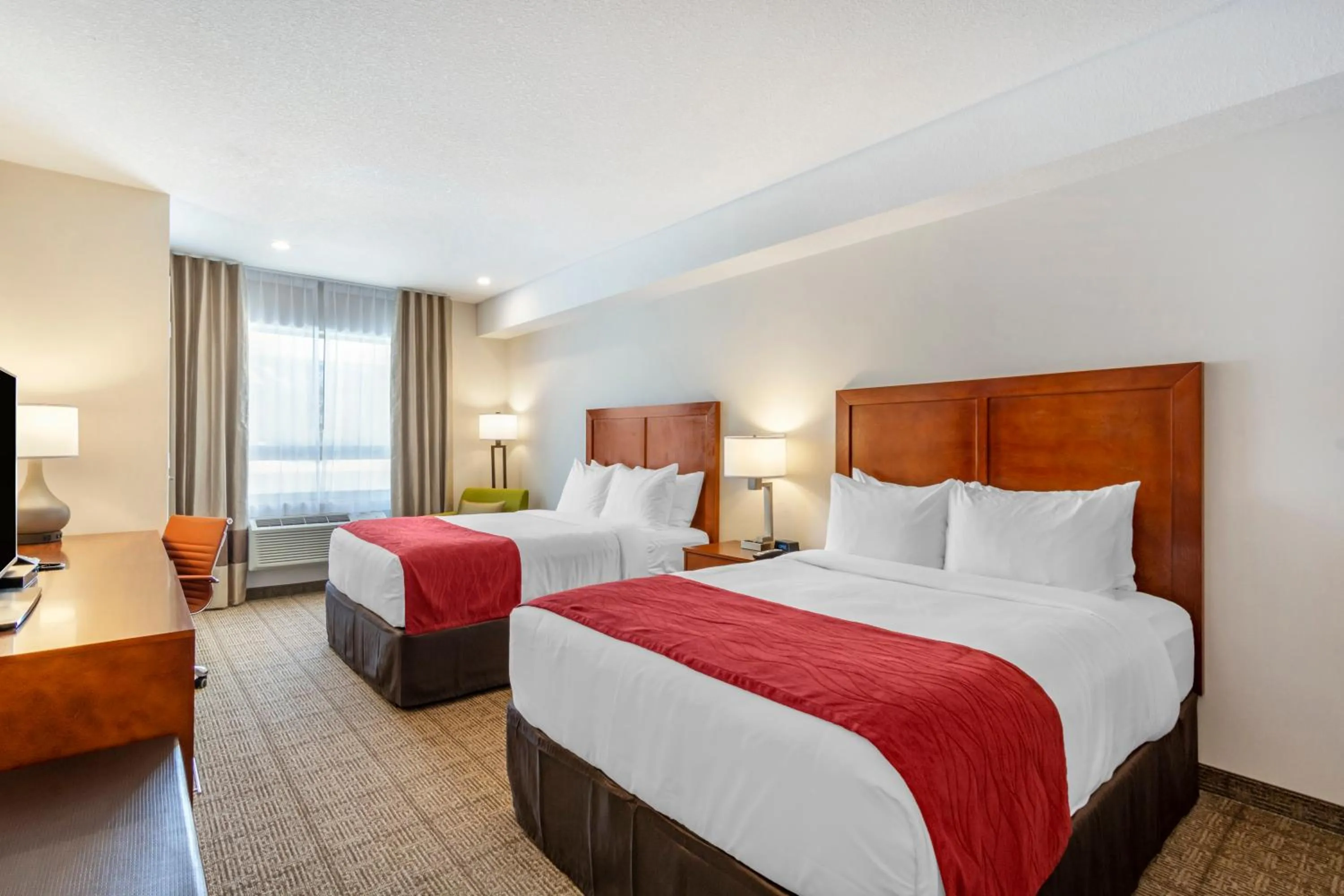 Bedroom, Bed in Comfort Inn & Suites