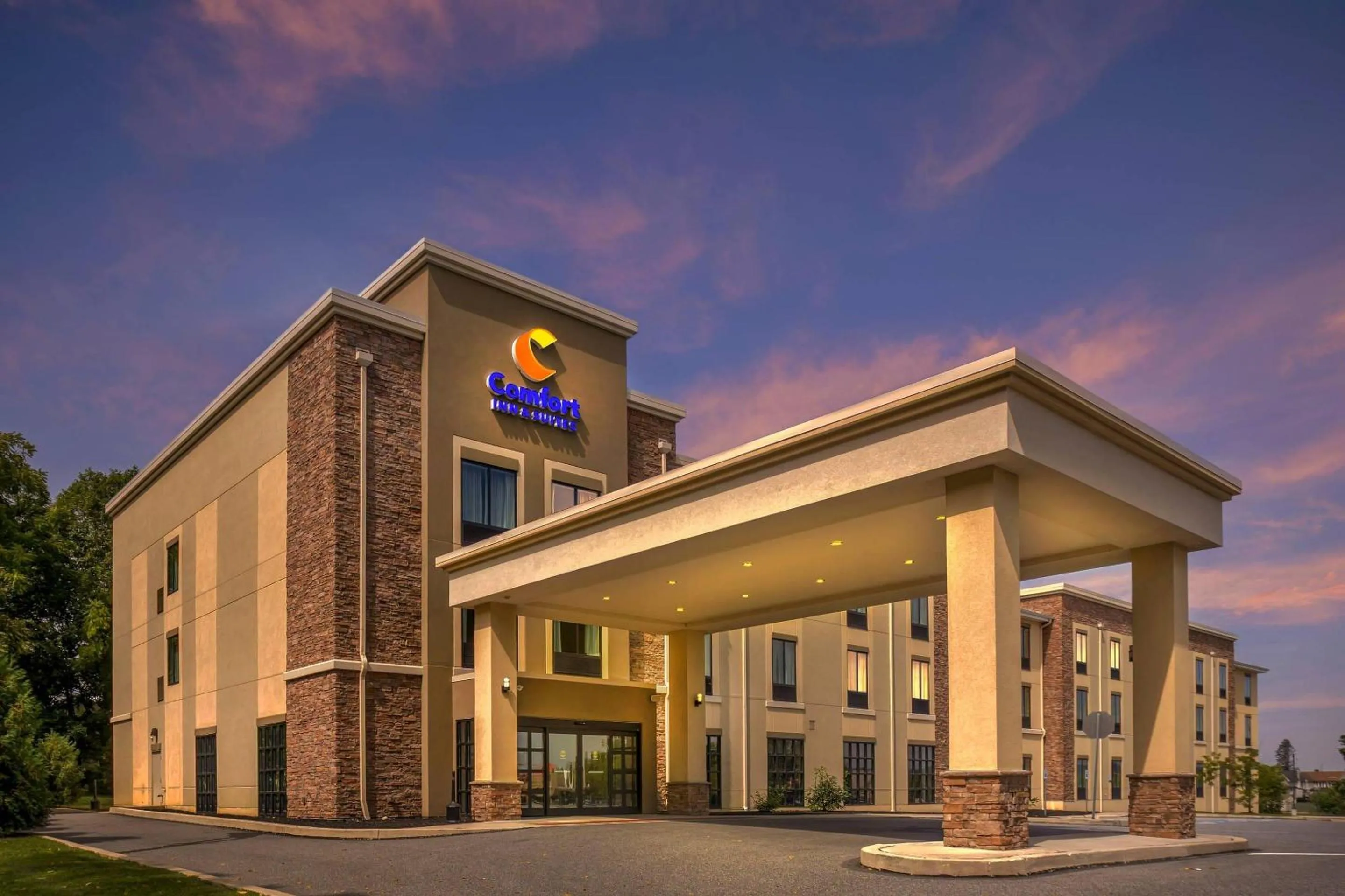 Property building in Comfort Inn & Suites Gap Amish Country