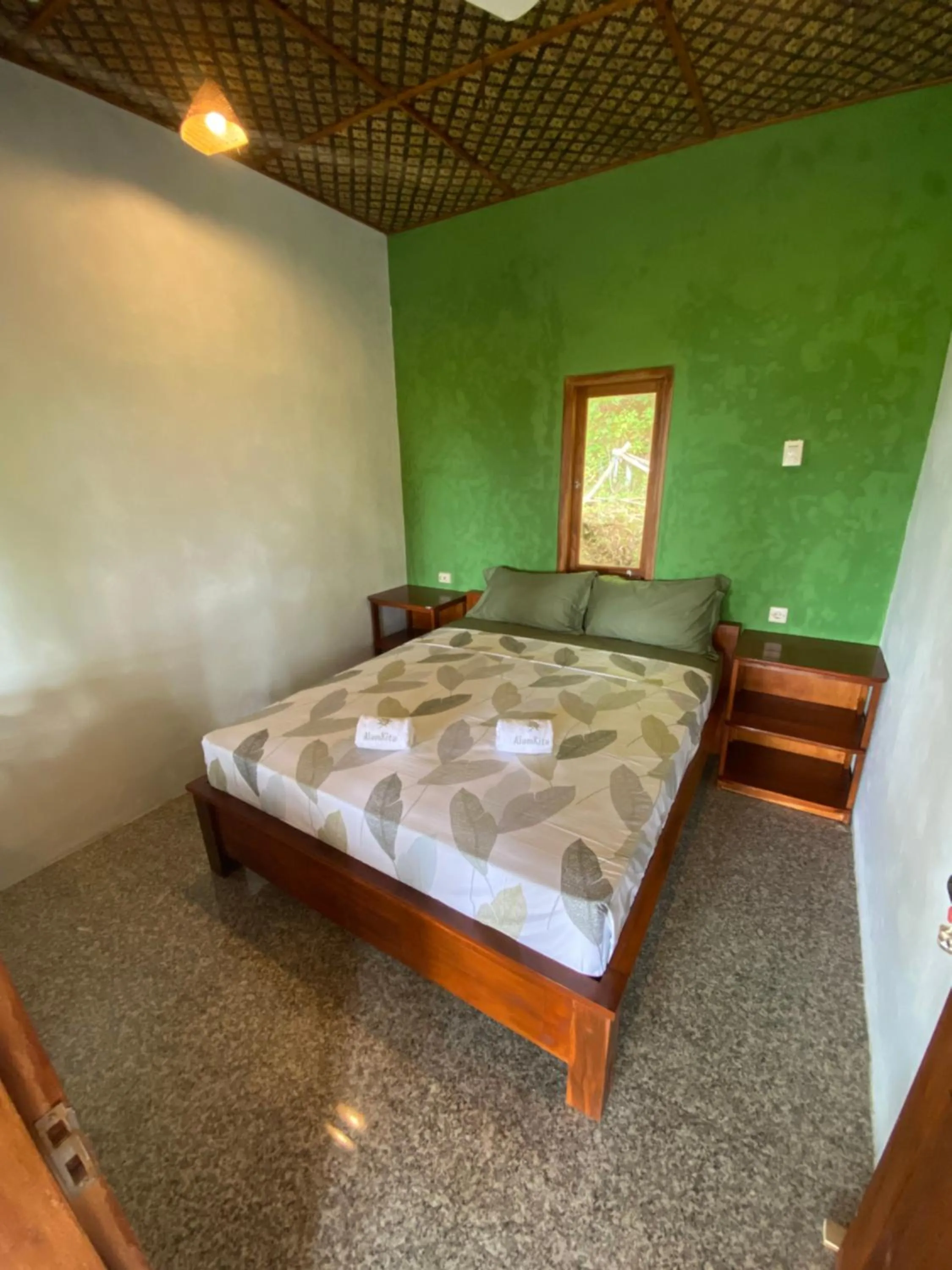 Bedroom, Bed in Alam Kita