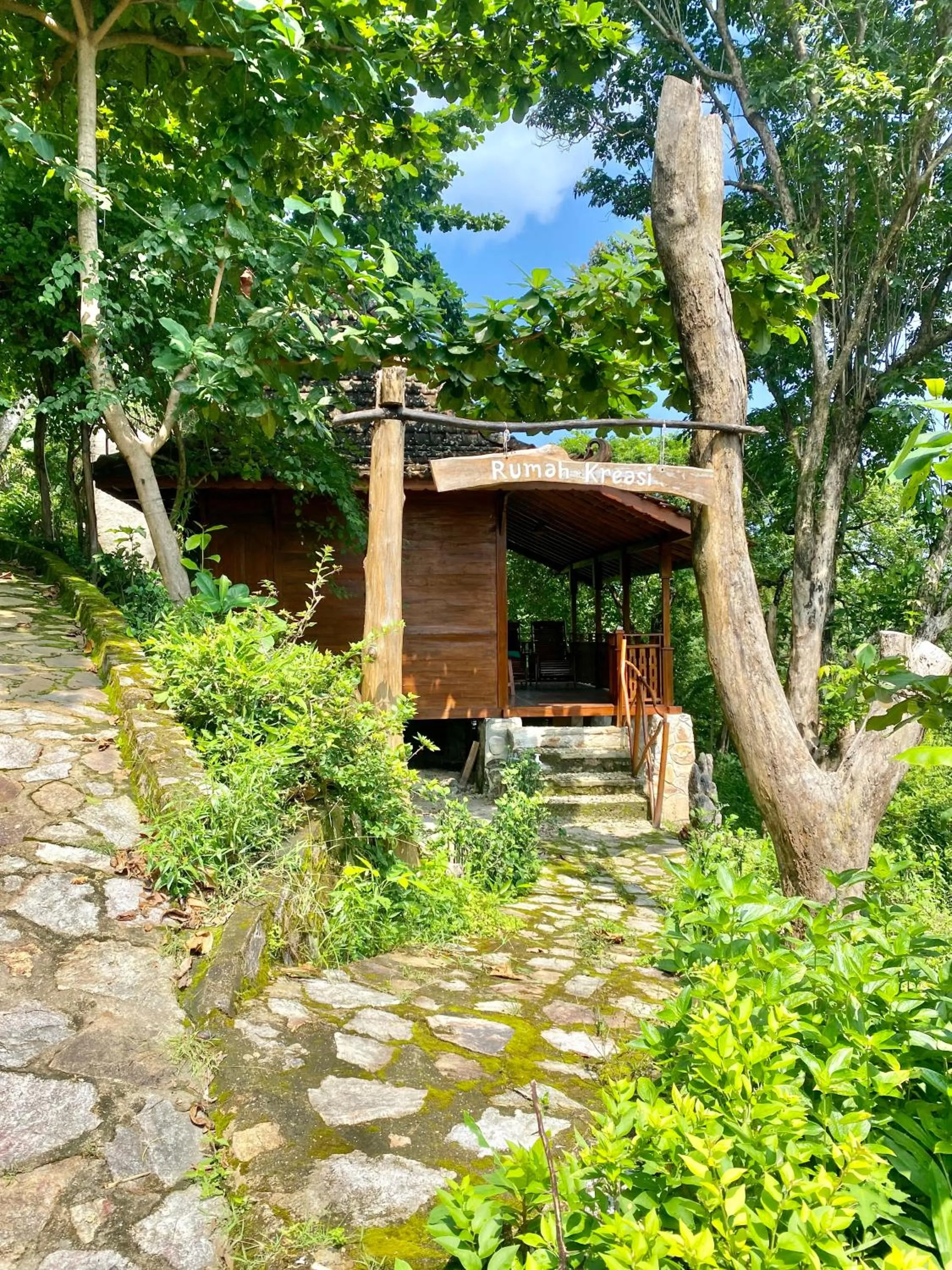 Property building in Alam Kita