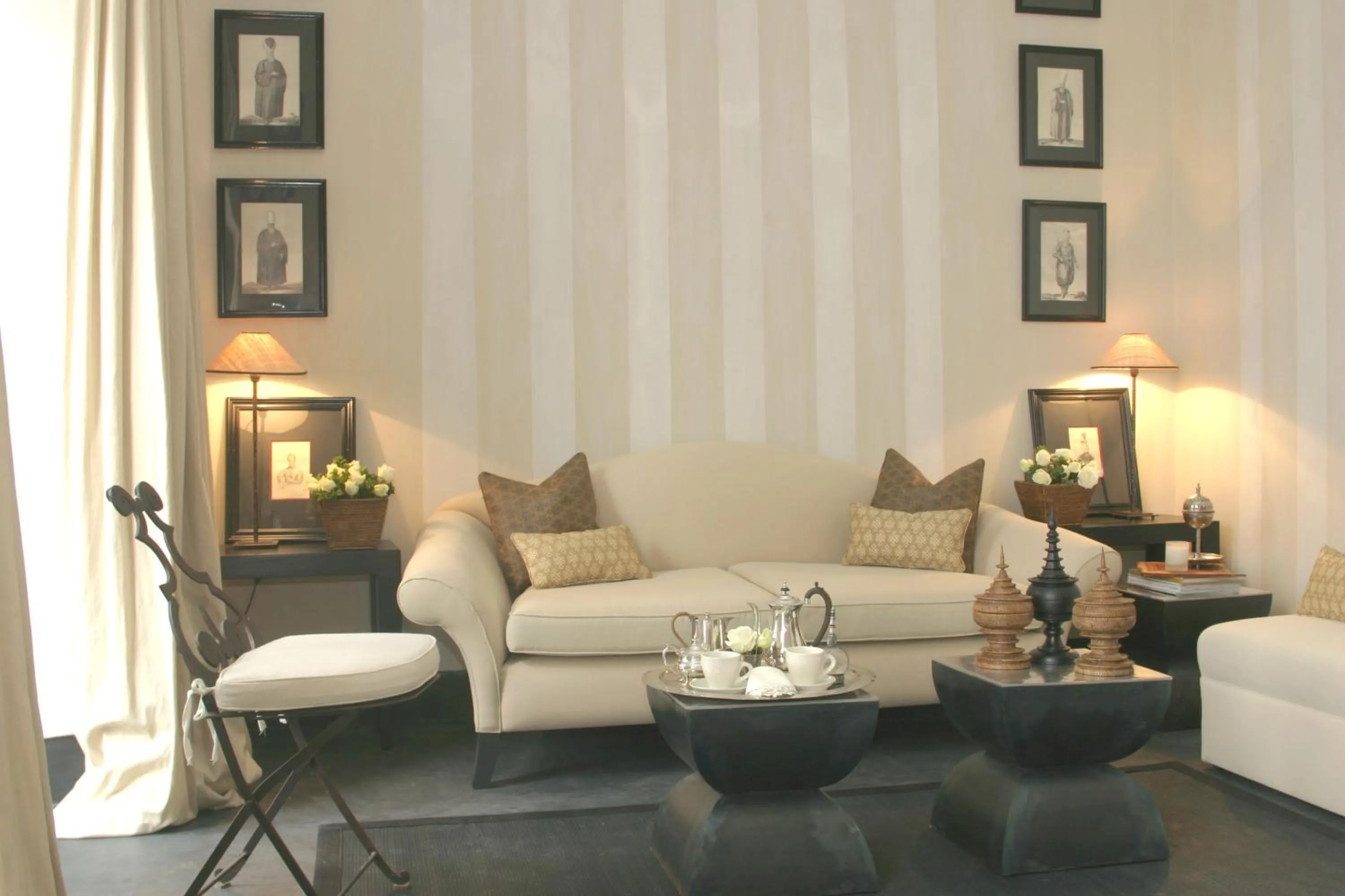 Communal lounge/ TV room in Dar Seven