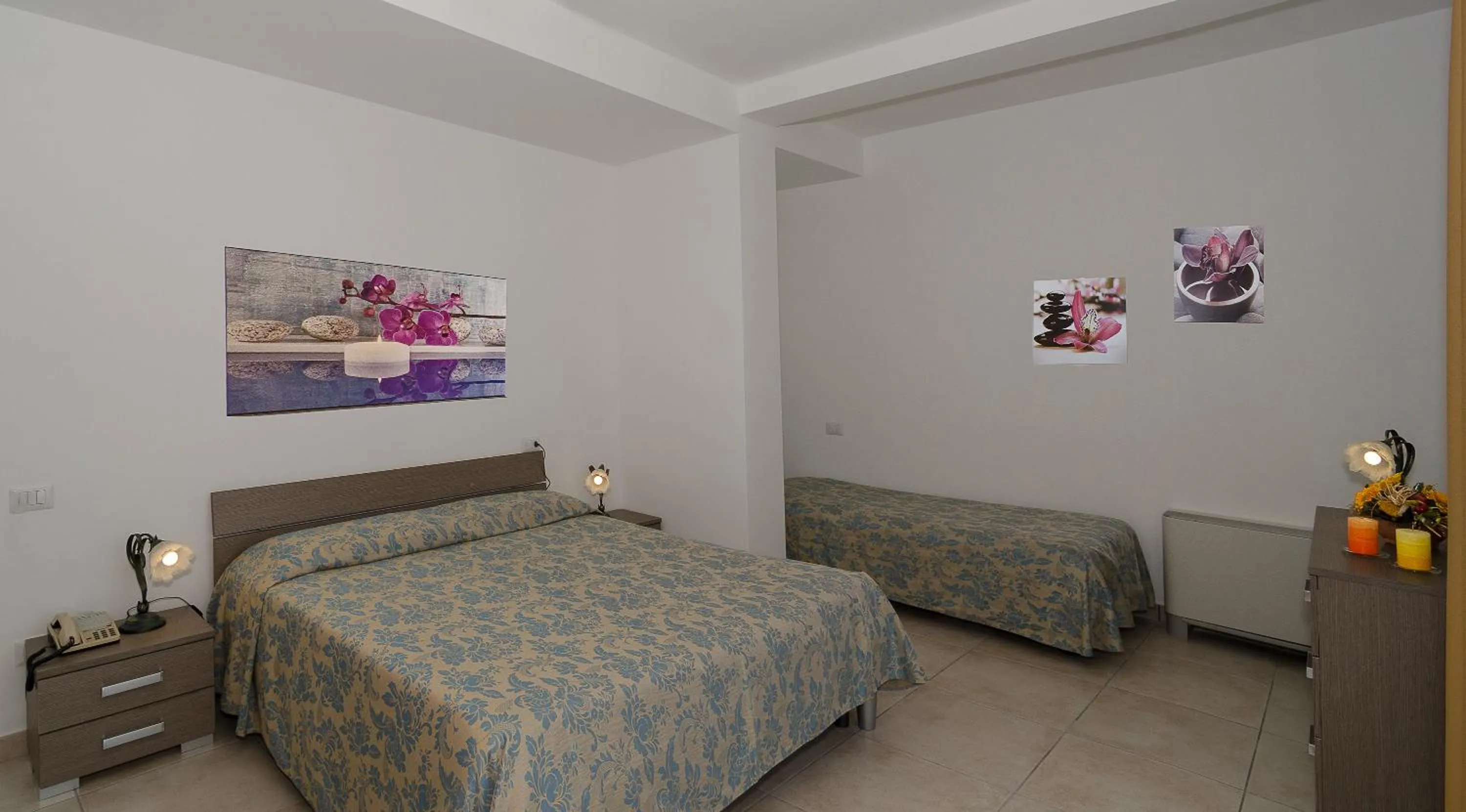 Bedroom, Bed in Hotel Paris