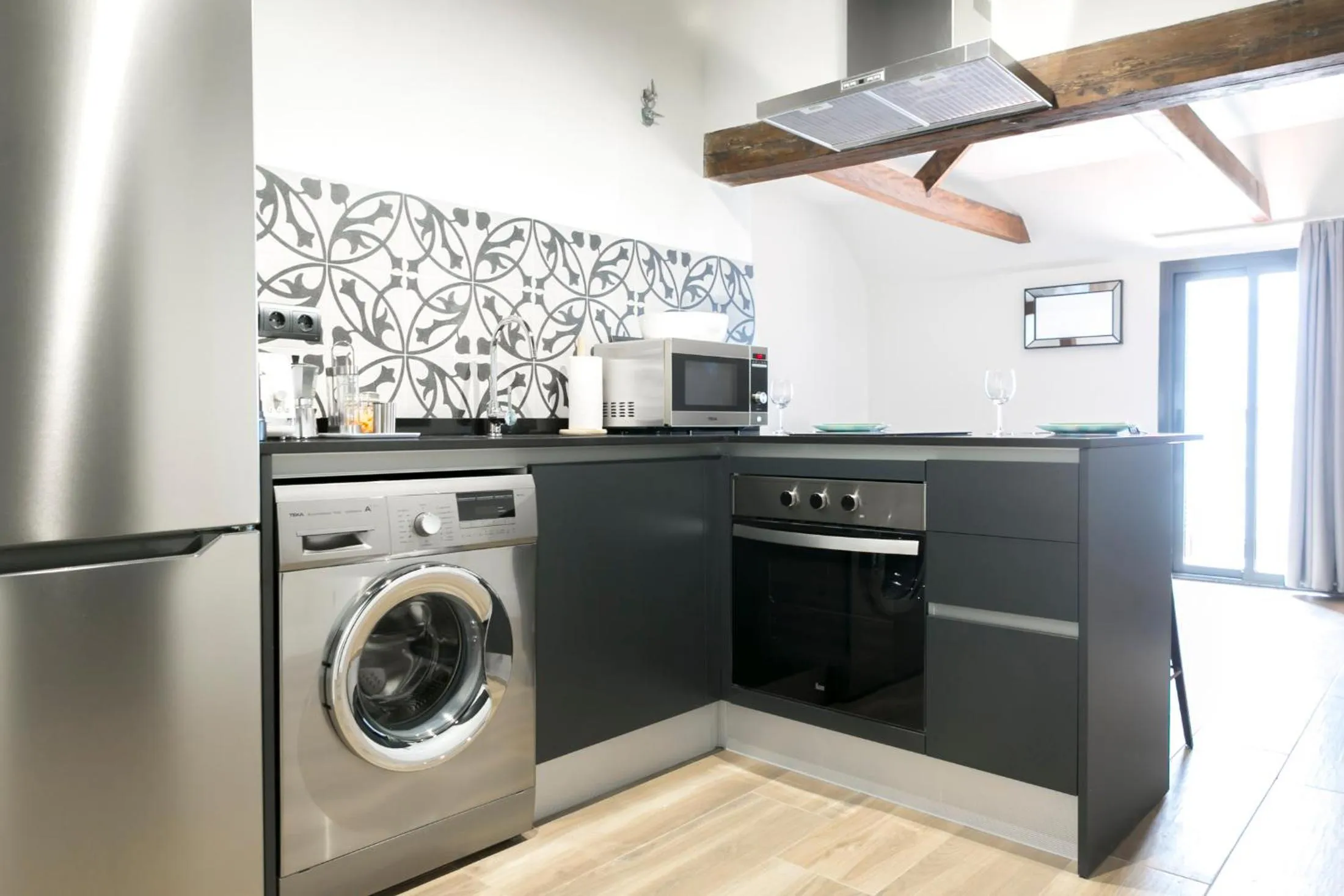 Kitchen or kitchenette in Aqua Apartments Málaga