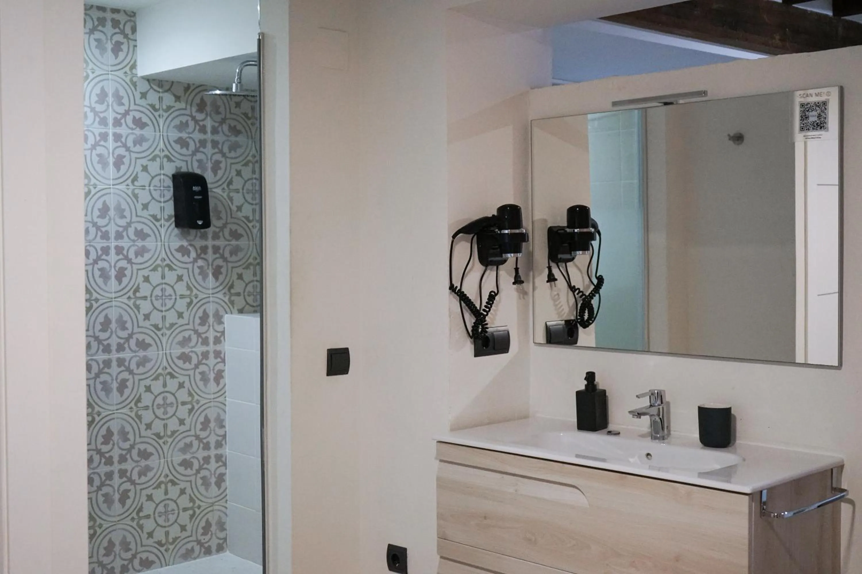 Bathroom in Aqua Apartments Málaga