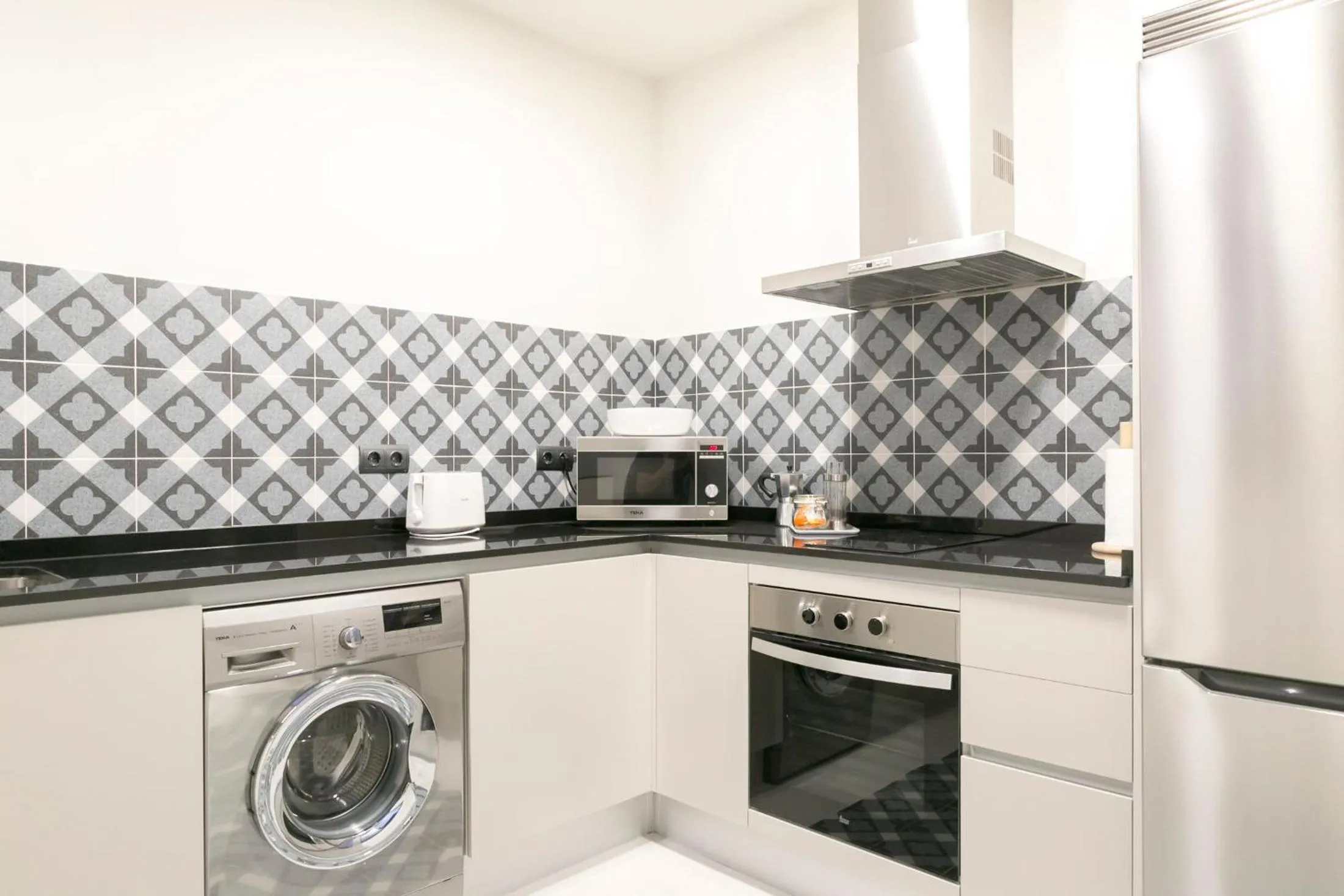 Kitchen or kitchenette in Aqua Apartments Málaga