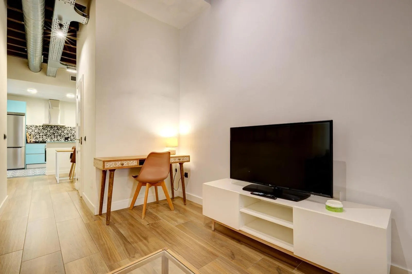 TV and multimedia in Aqua Apartments Málaga