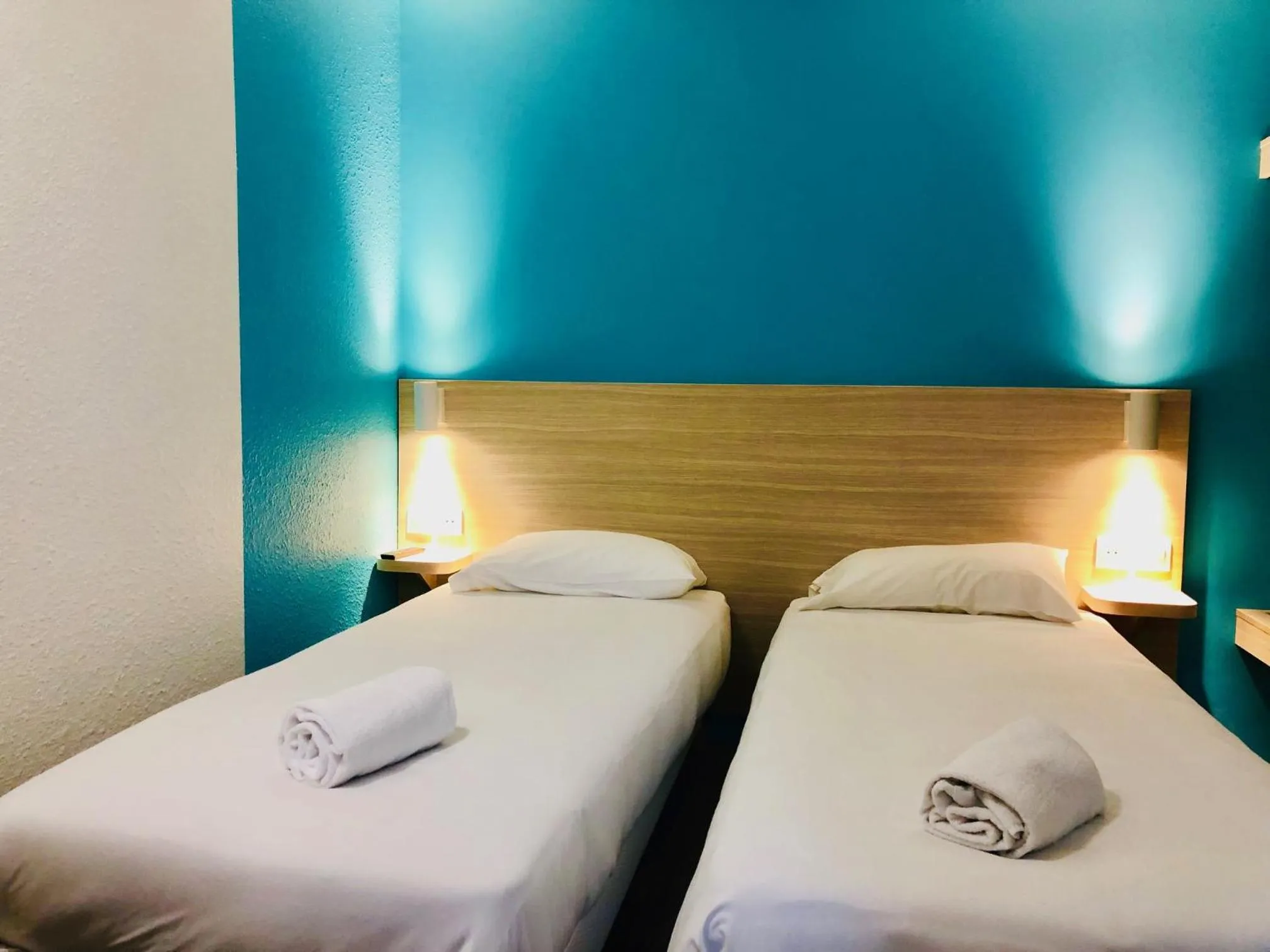 Bed in Hôtel du stade ex Kyriad Direct Lille Est Stade Pierre Mauroy