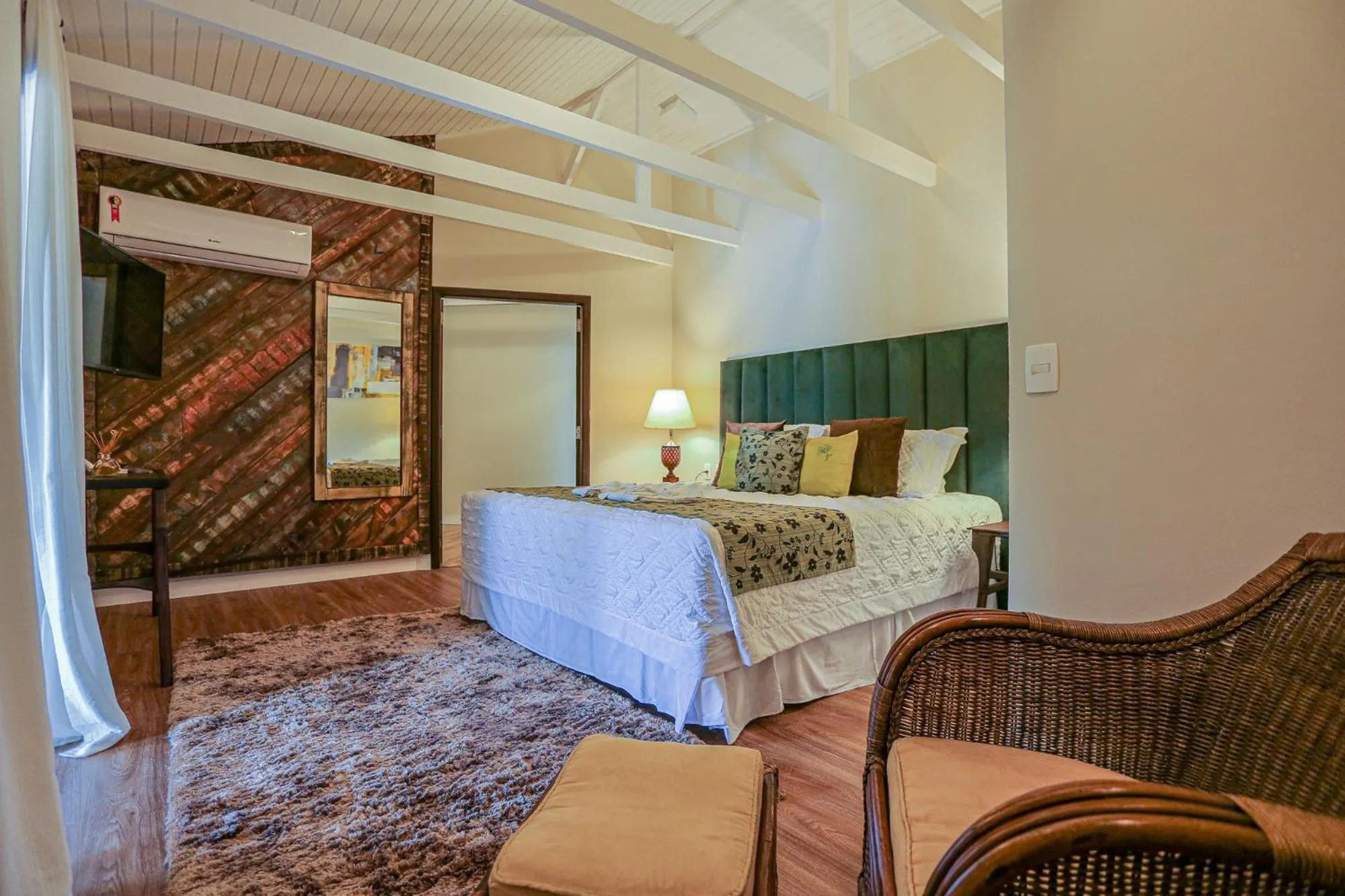 Photo of the whole room, Bed in Estaleiro Guest House