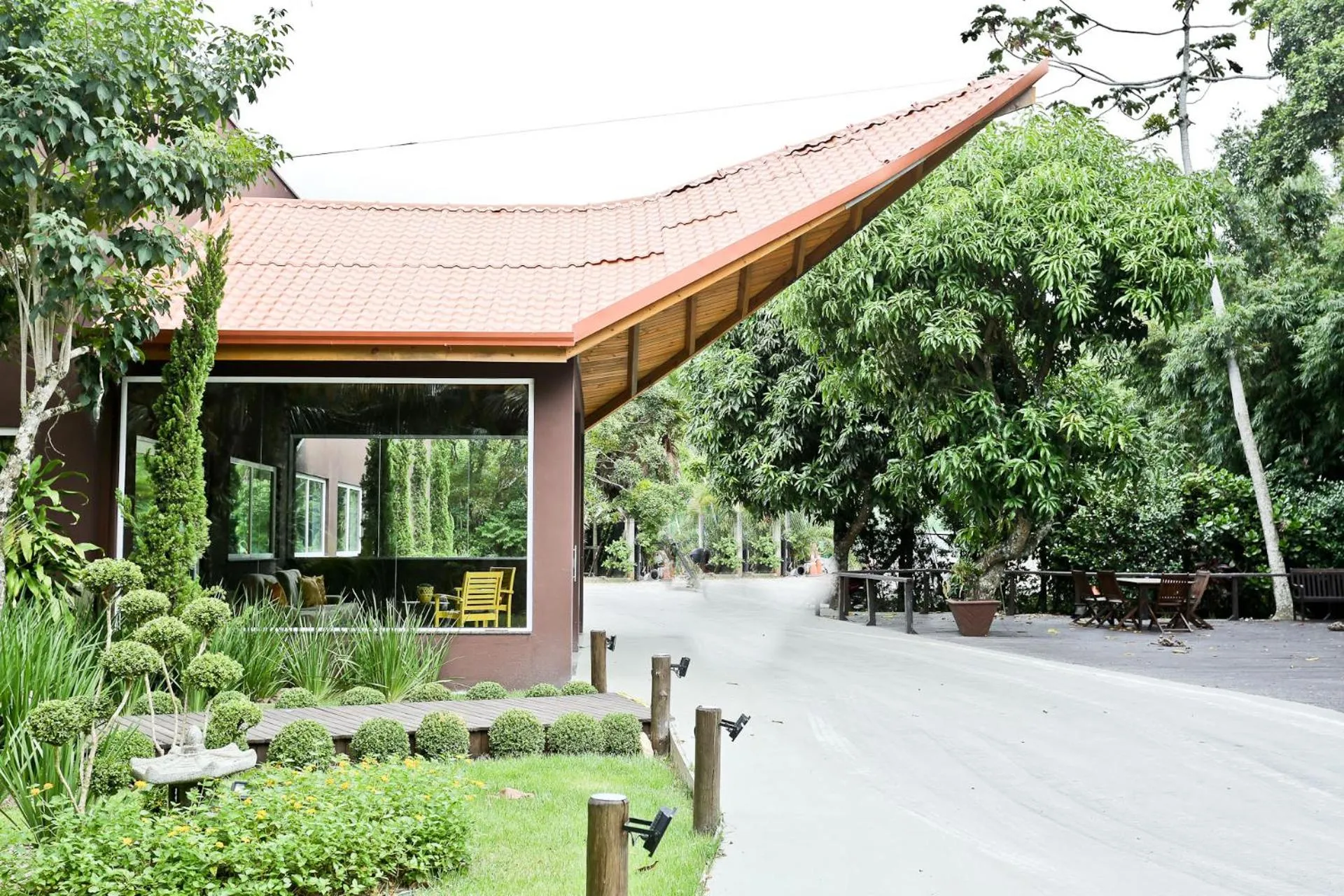 Property building in Estaleiro Guest House